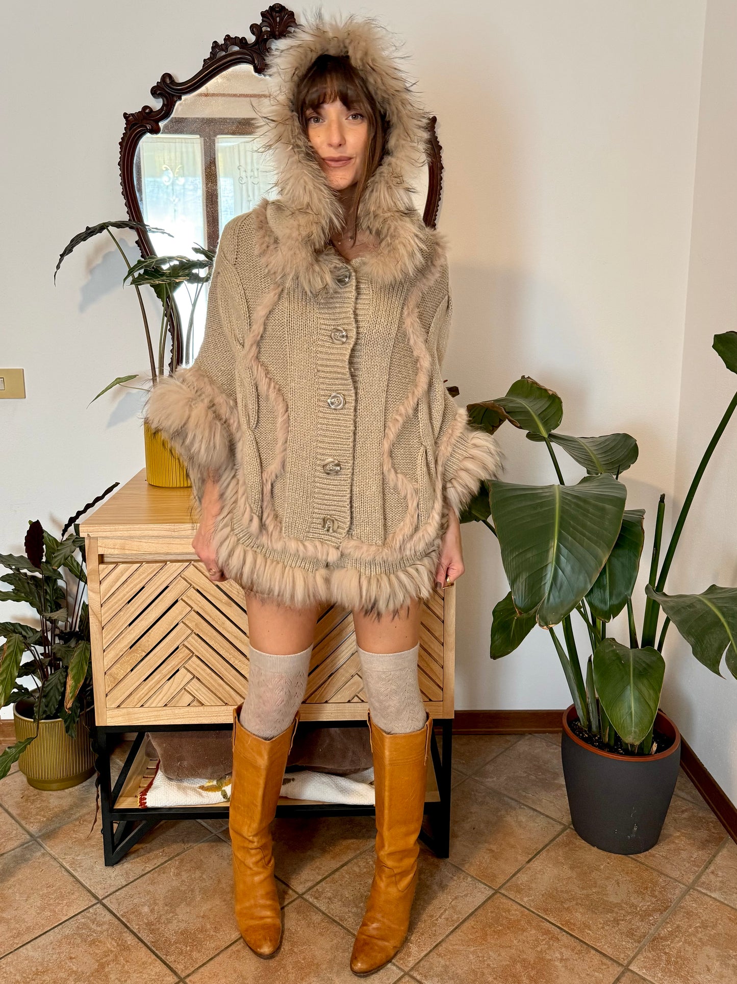 1970's vintage beige knit mohair poncho with fur trimming