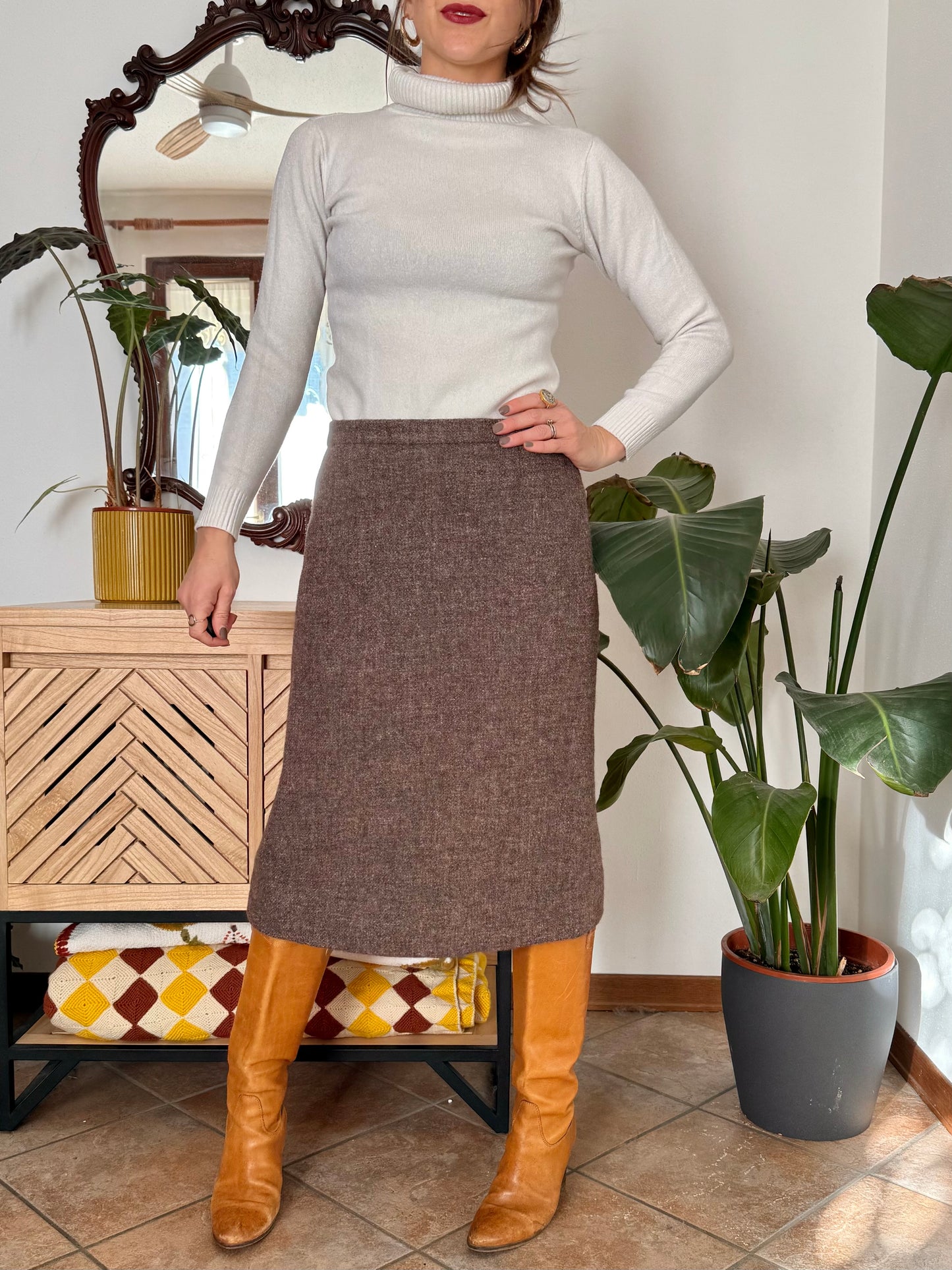1960’s vintage mauve tweed wool midi skirt