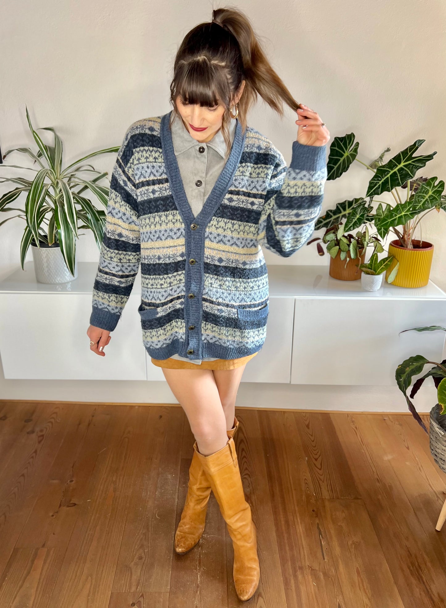 1970's vintage oversize blue and cream stripe cardigan