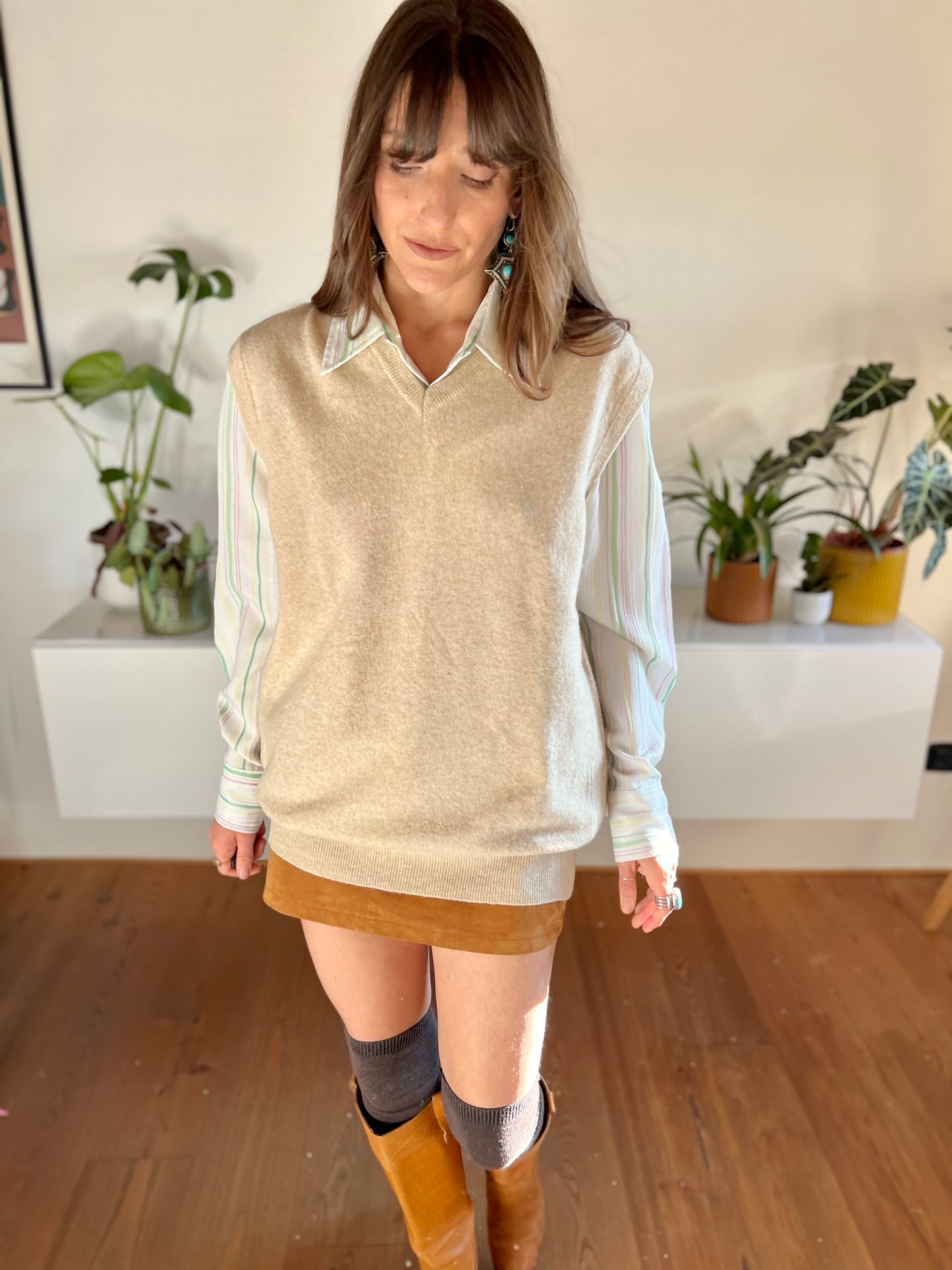 1970's vintage beige wool knit sweater vest