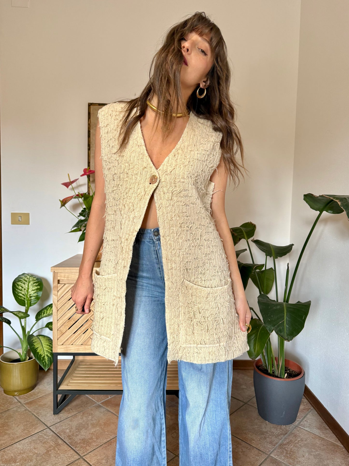 1970’s vintage cream knit fringe texture oversize vest
