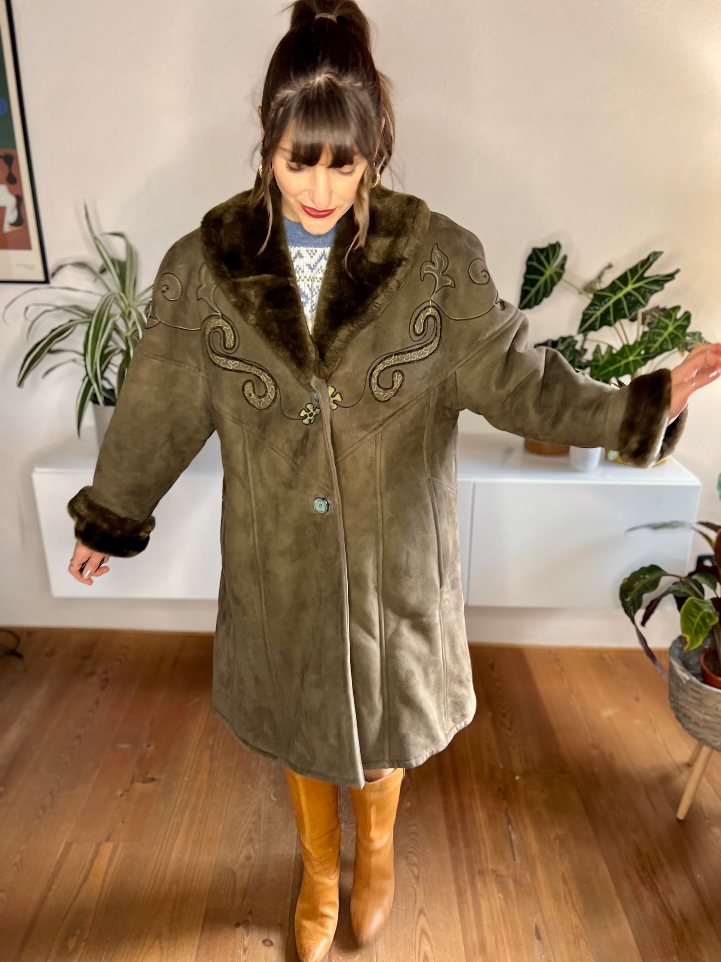 1970's vintage brown embroidered shearling coat