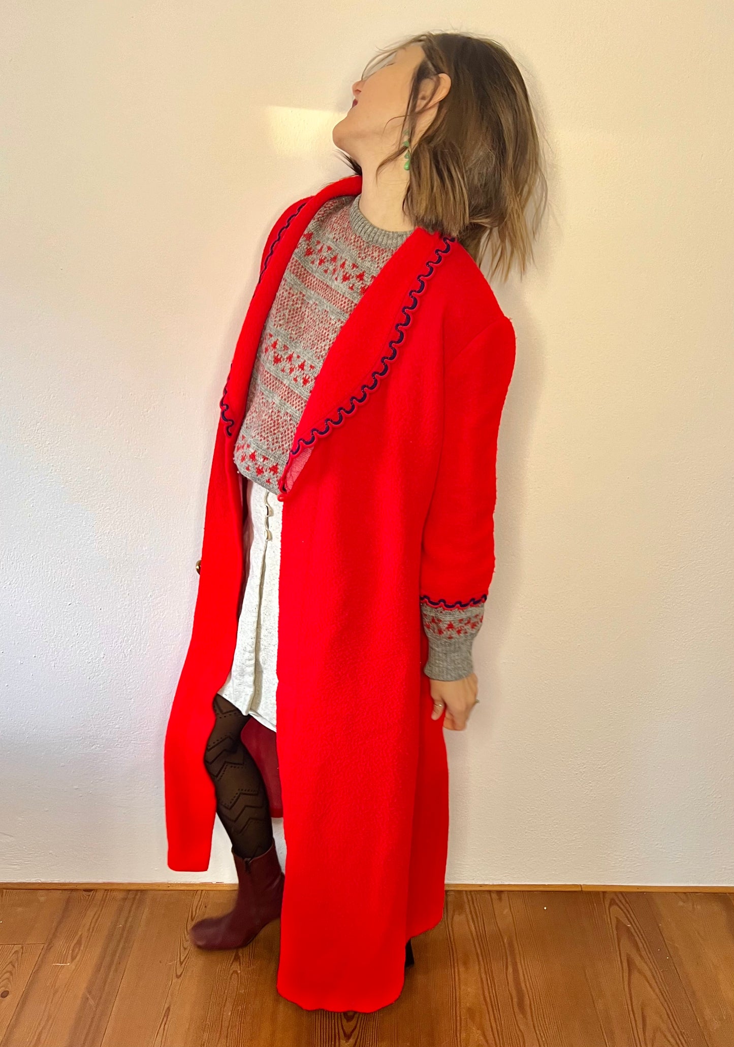 1970's vintage red house coat with navy scallop trim