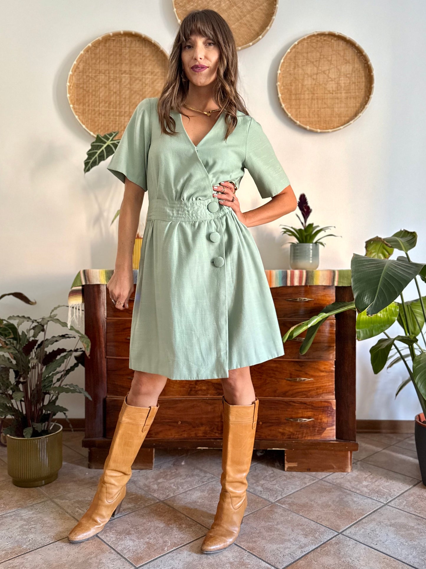 1960's vintage mint green mini dress with oversize button details