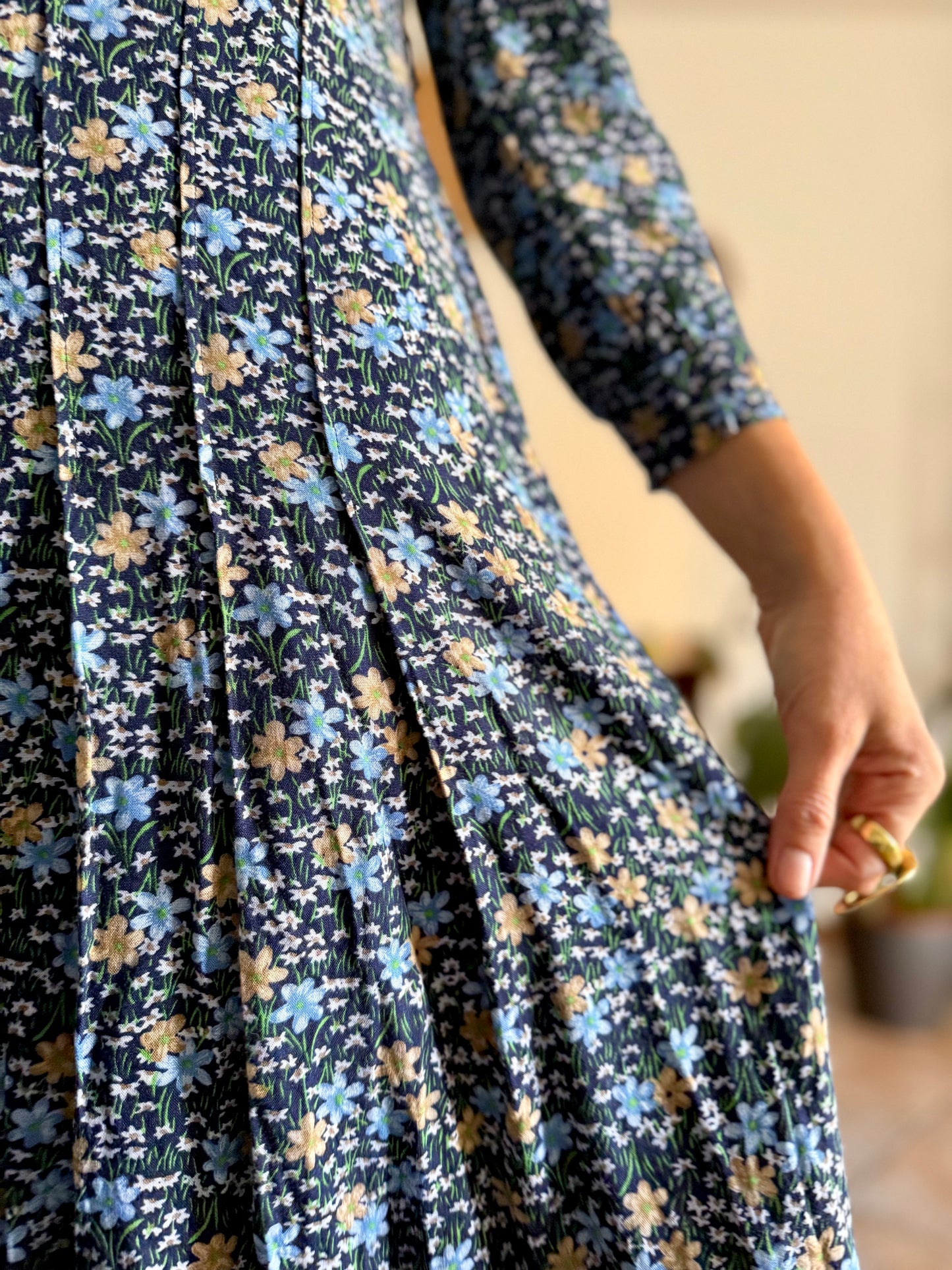 1970's vintage navy blue floral midi dress with bot tie neck