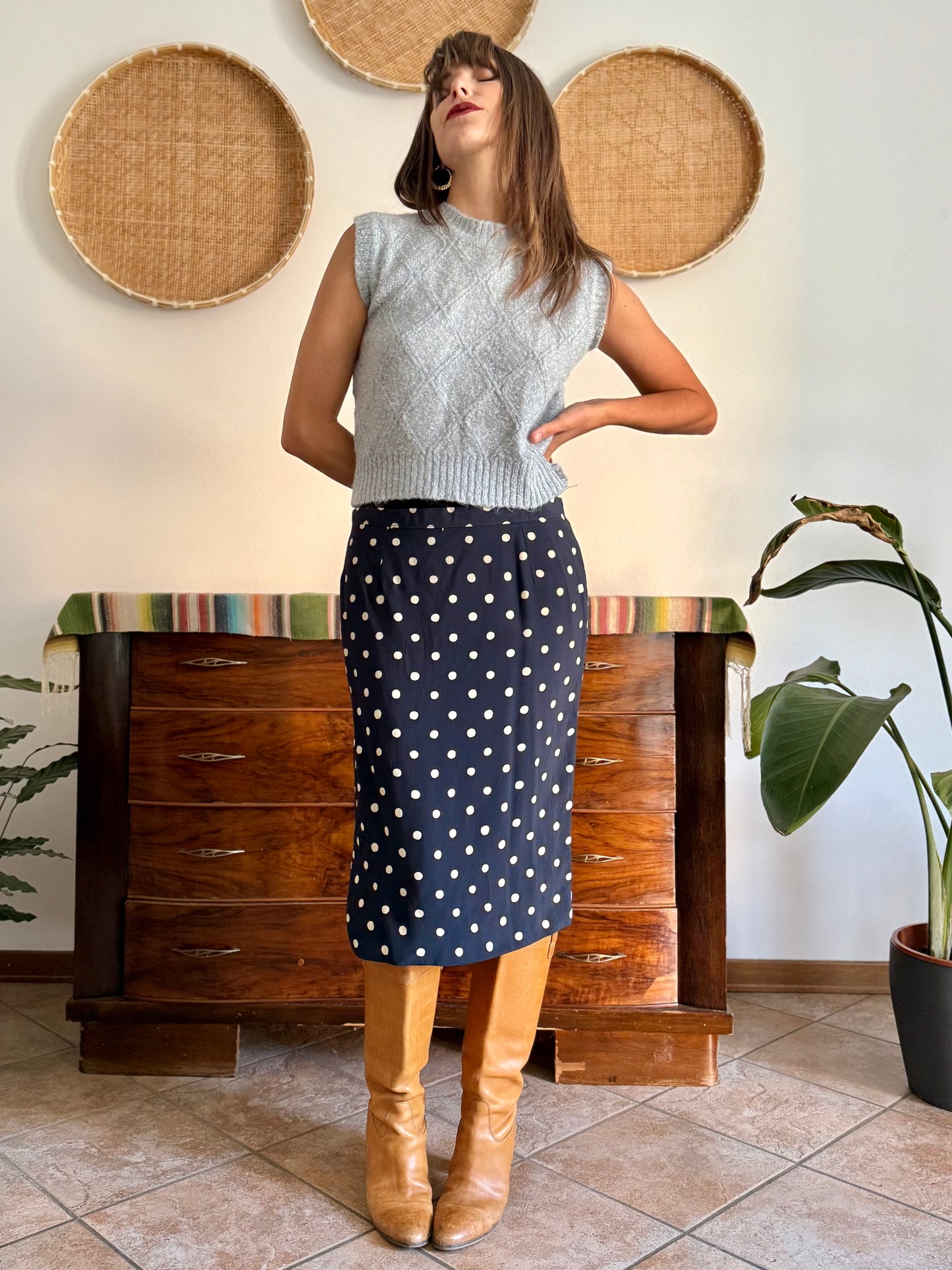 1970's vintage navy blue and white polkadot midi skirt
