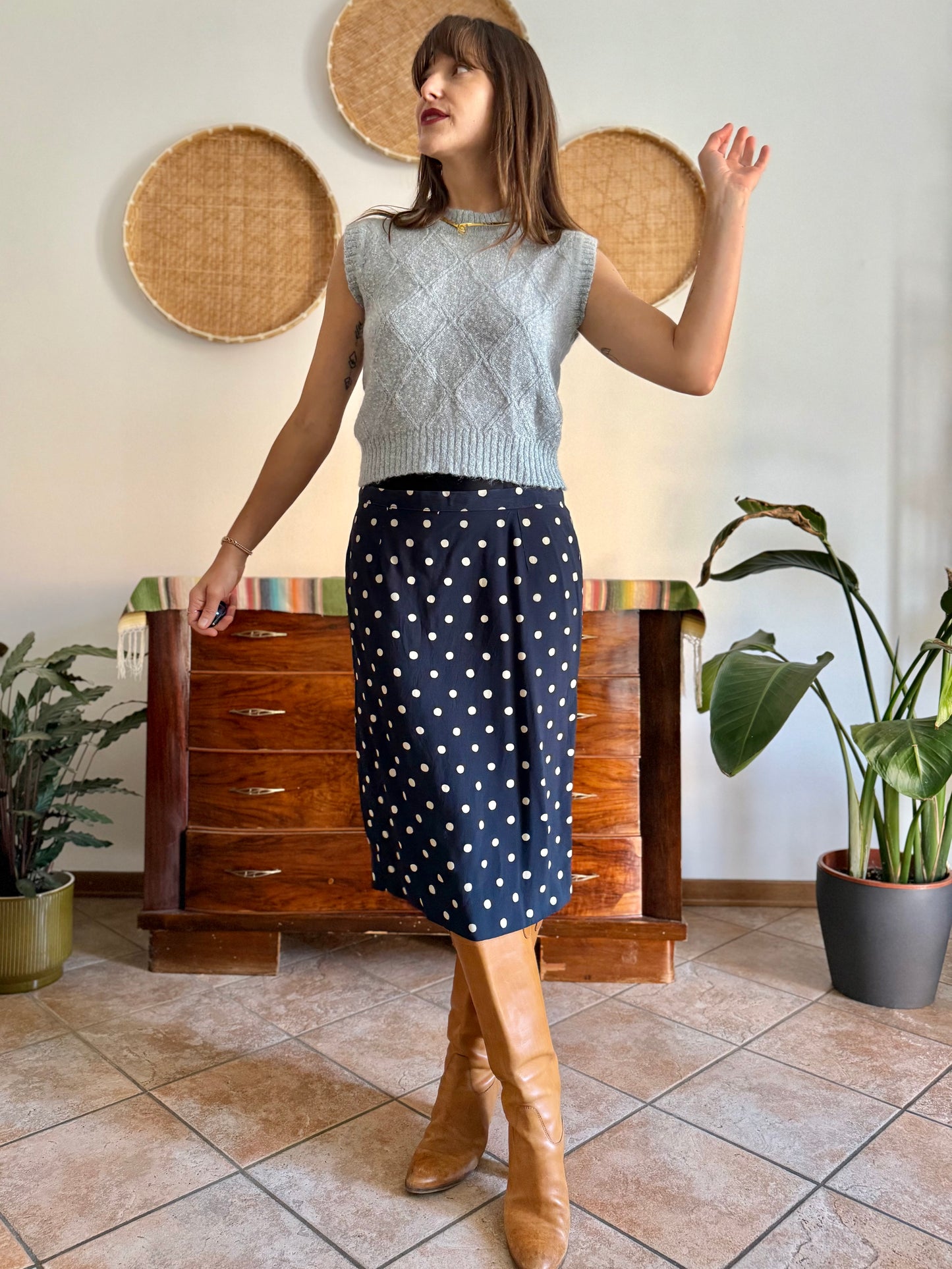 1970's vintage navy blue and white polkadot midi skirt