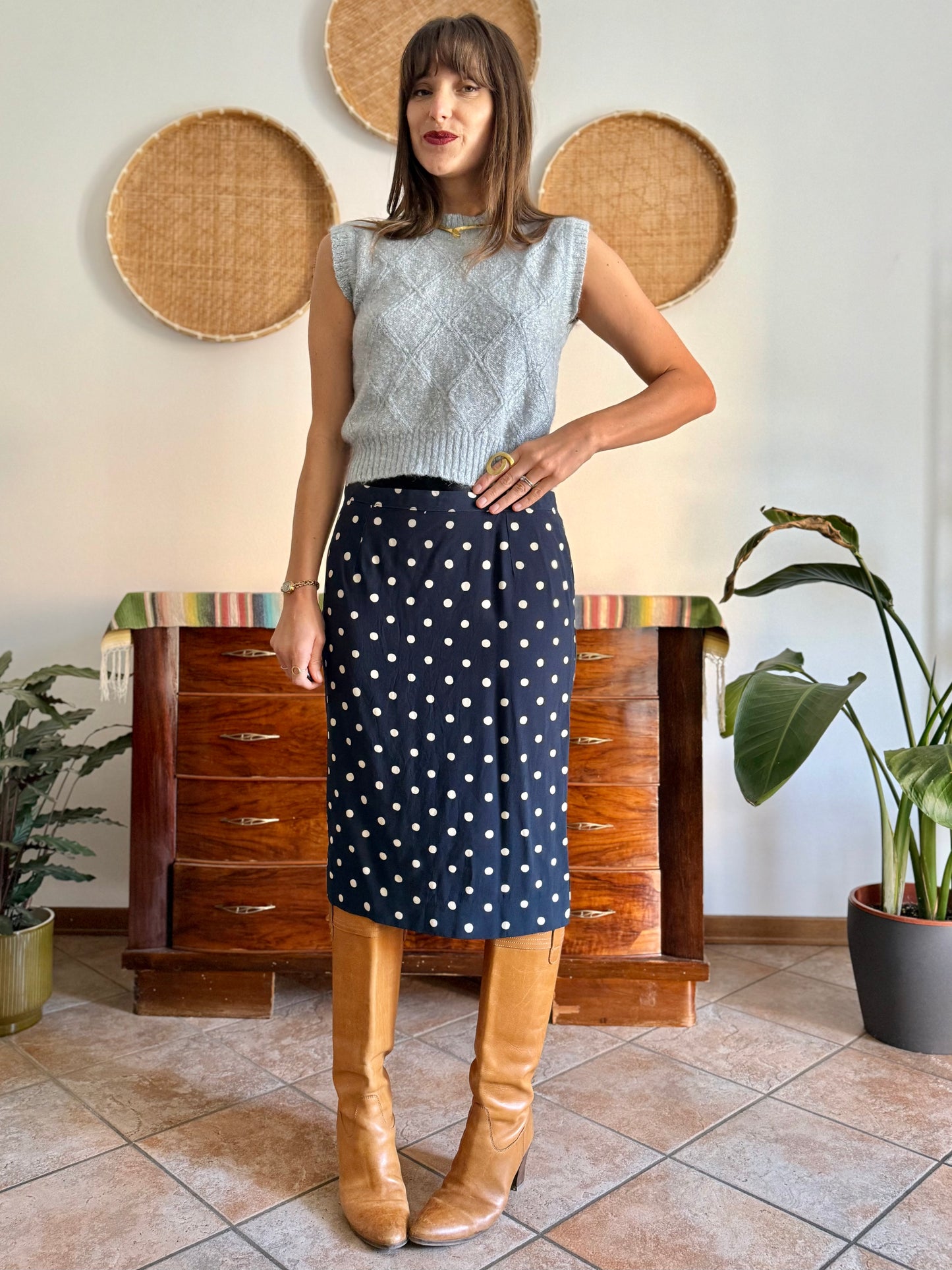 1970's vintage navy blue and white polkadot midi skirt