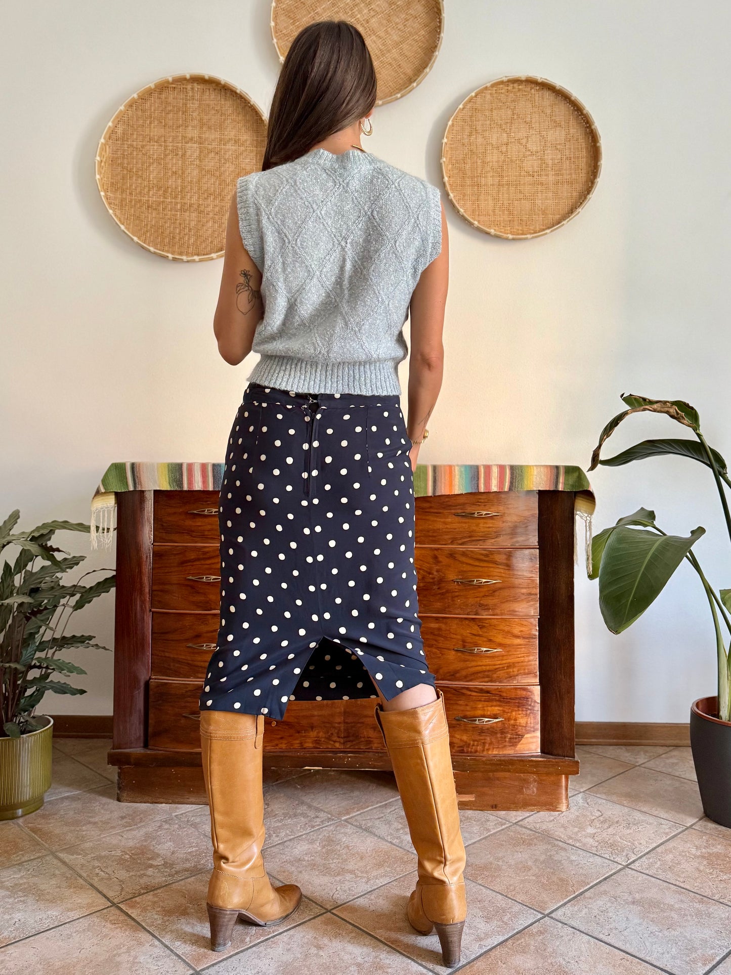 1970's vintage navy blue and white polkadot midi skirt