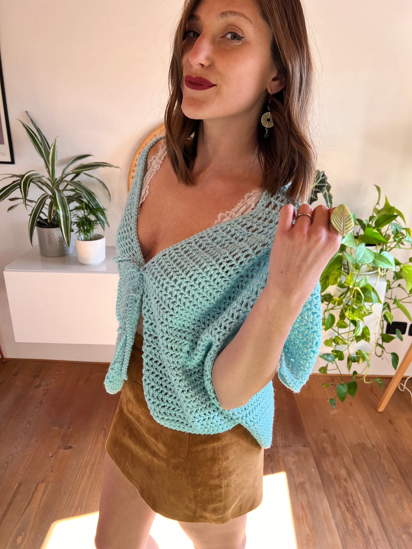1970's vintage hand knit turquoise short sleeve cardigan