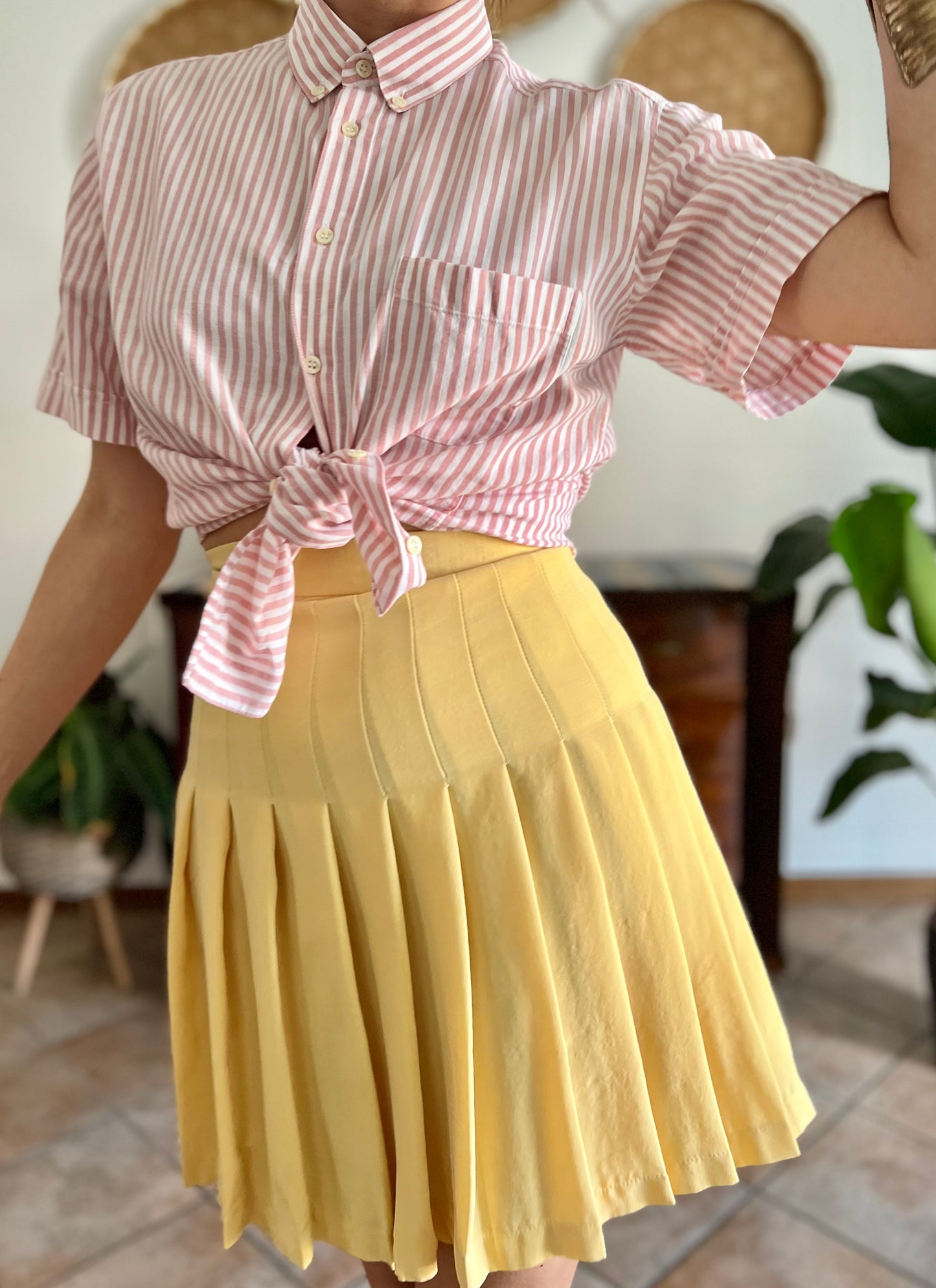 1990's vintage butter yellow pleated mini skirt