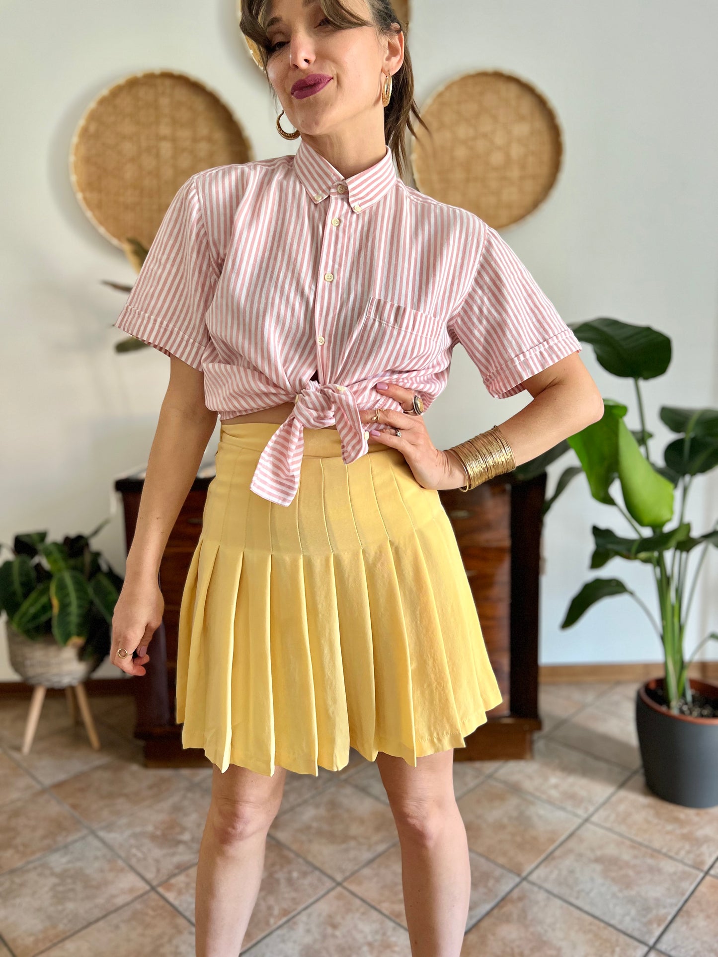 1990's vintage butter yellow pleated mini skirt