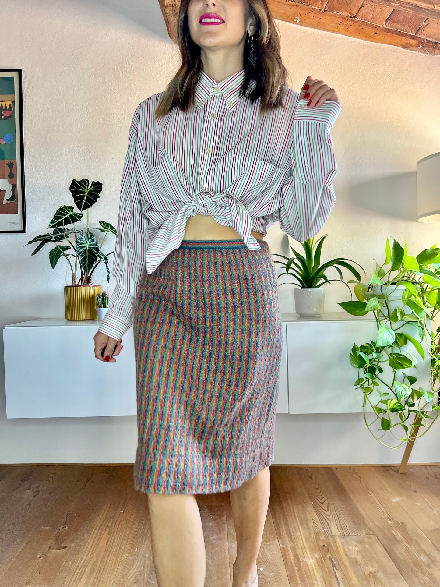 Gonna in maglia vintage a righe arcobaleno anni '70