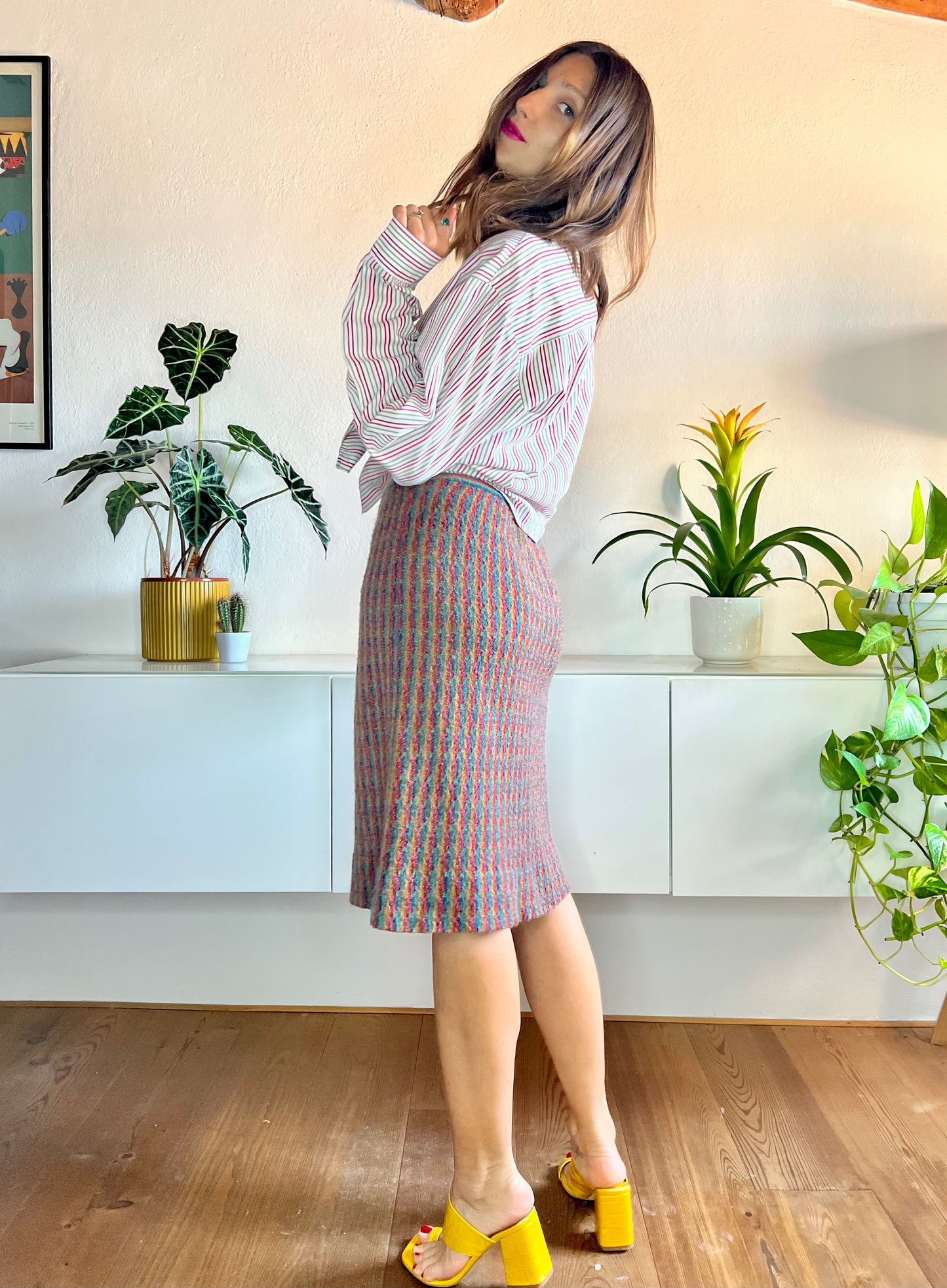 Gonna in maglia vintage a righe arcobaleno anni '70