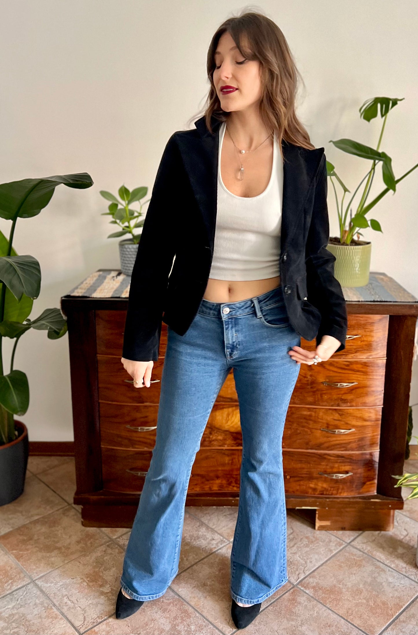 1990's vintage black velvet fitted blazer