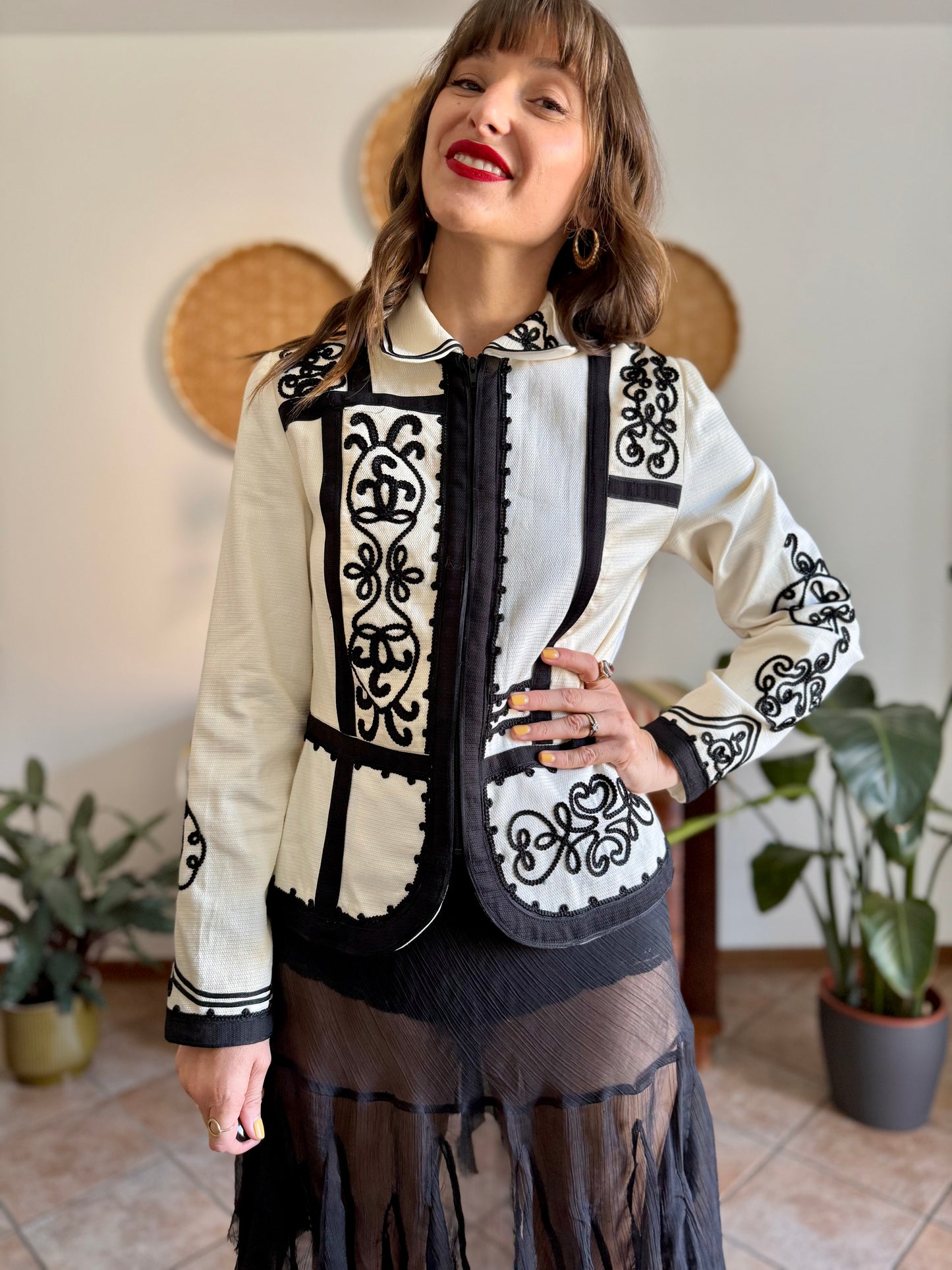 1990's vintage cream textured blazer with black textured embroidery