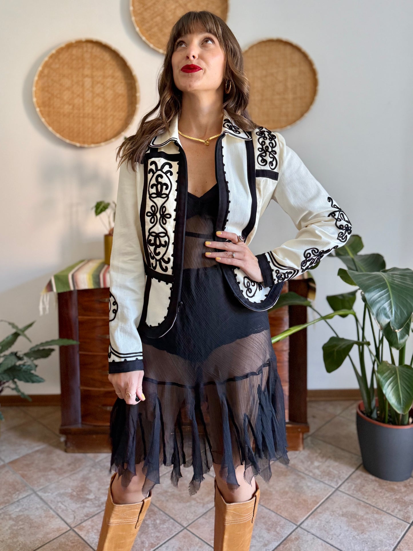 1990's vintage cream textured blazer with black textured embroidery