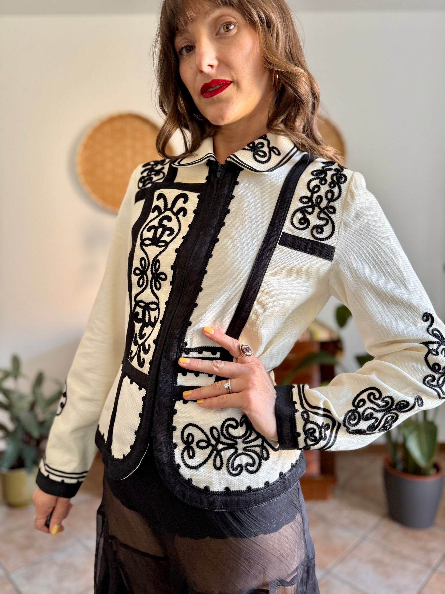 1990's vintage cream textured blazer with black textured embroidery