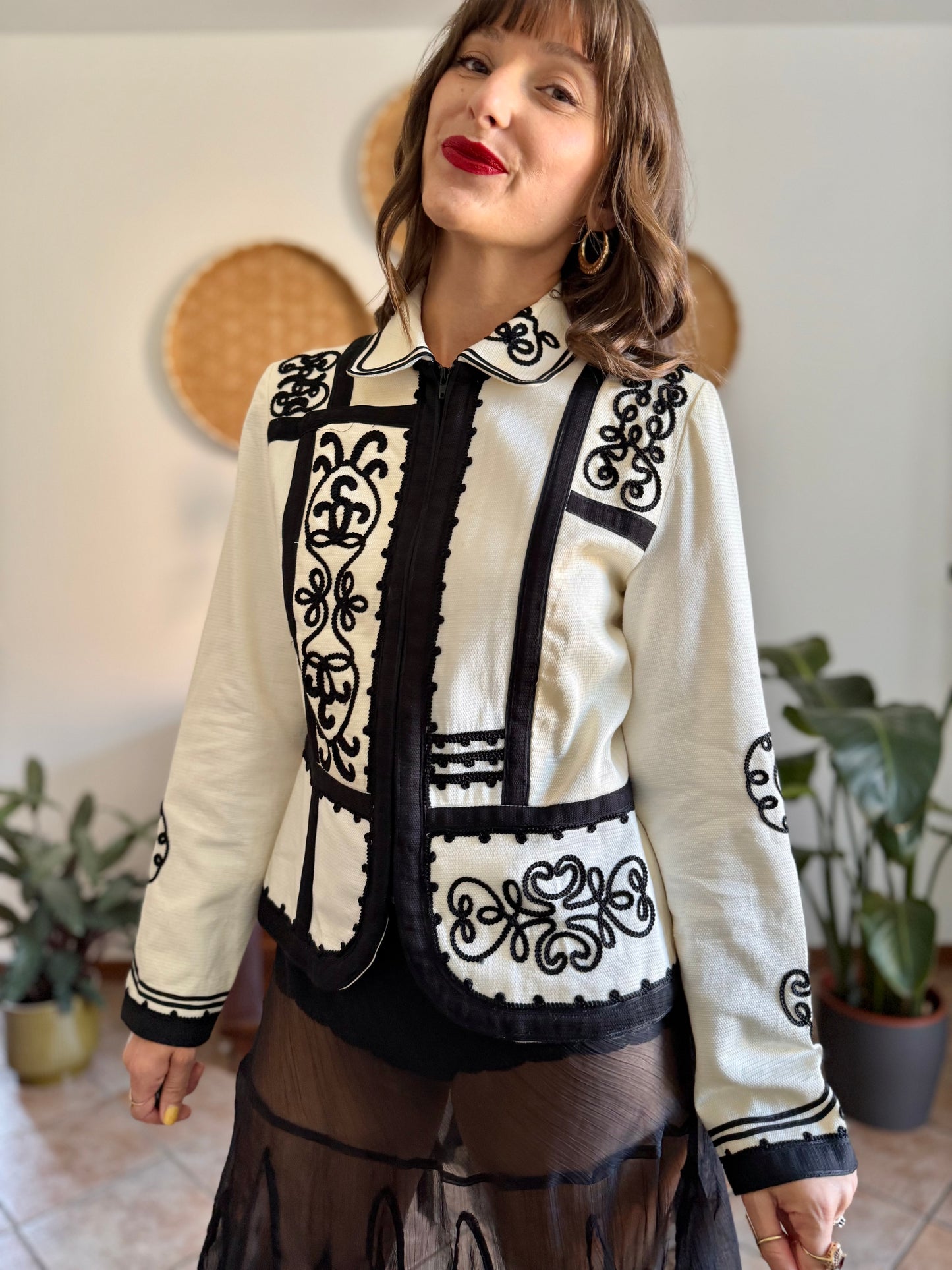 1990's vintage cream textured blazer with black textured embroidery