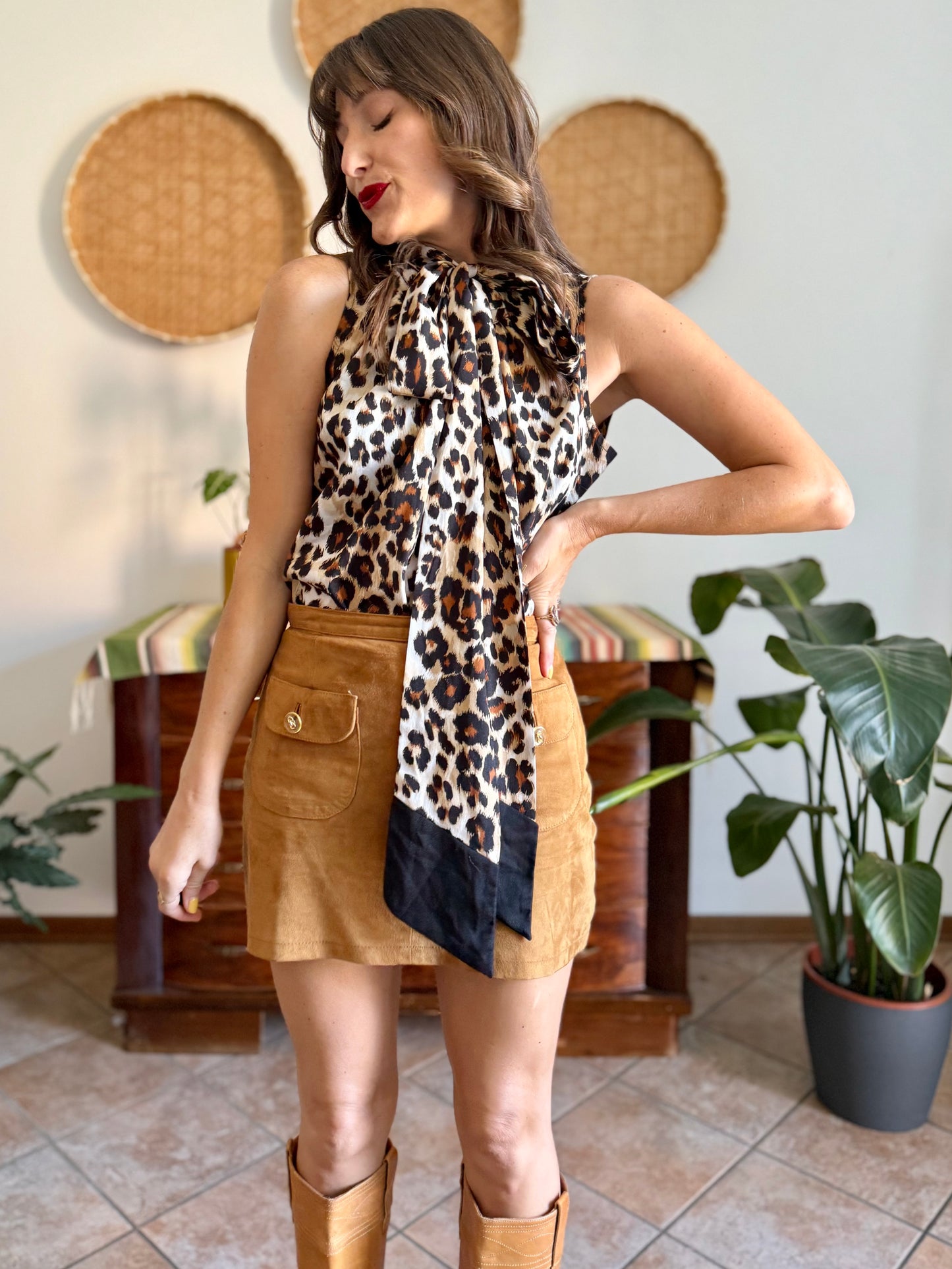1990’s vintage black and tan leopard print bow tie/ card blouse