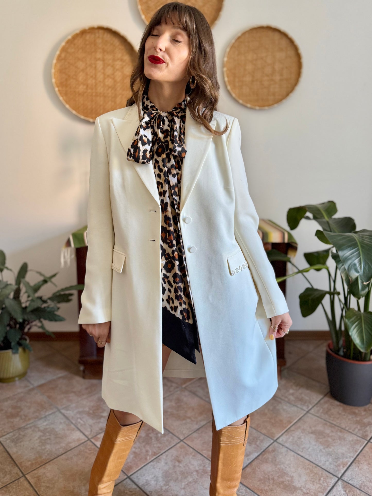 1990’s vintage cream long blazer jacket with cream geometric glass bead detailing