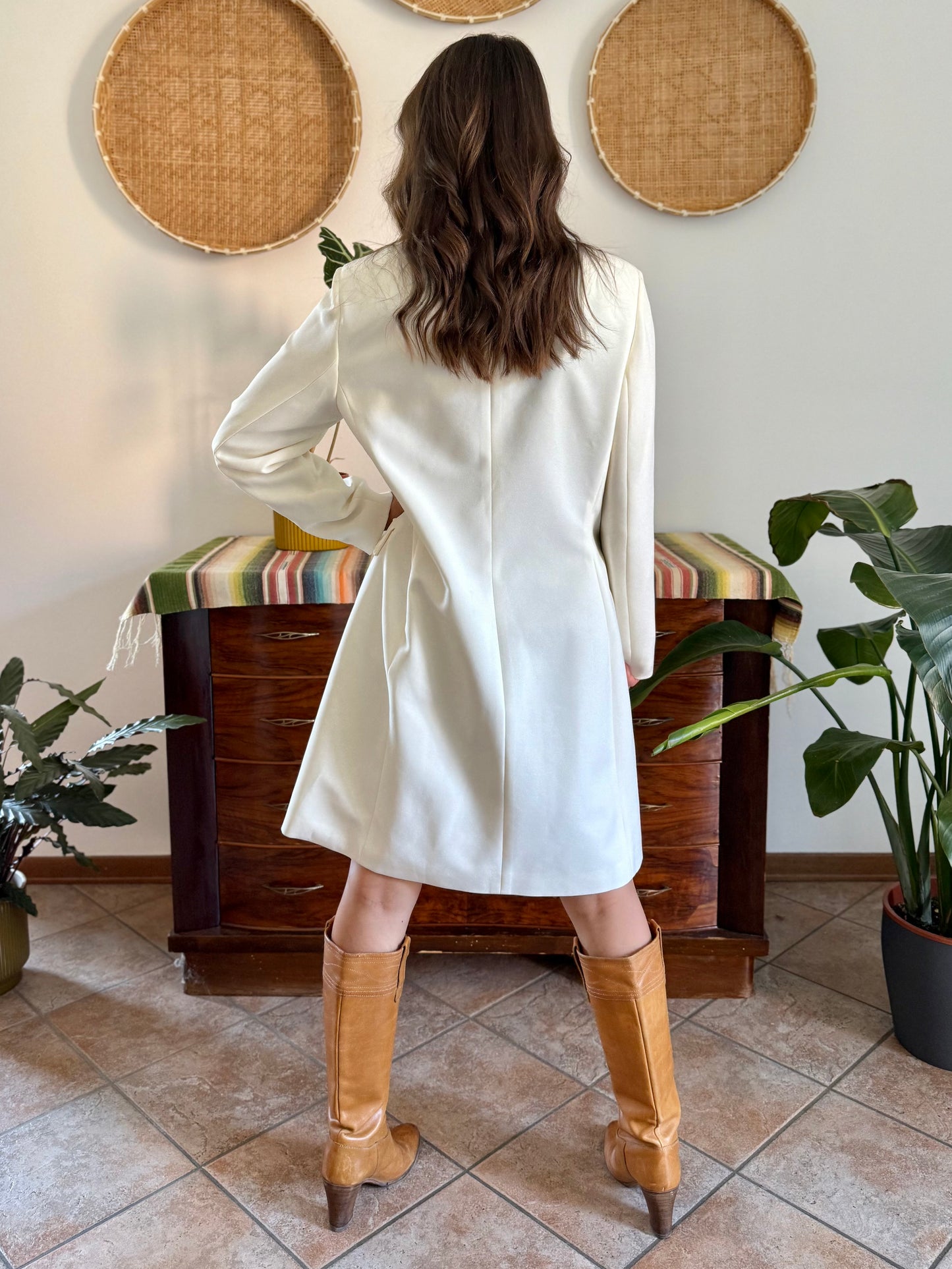 1990’s vintage cream long blazer jacket with cream geometric glass bead detailing