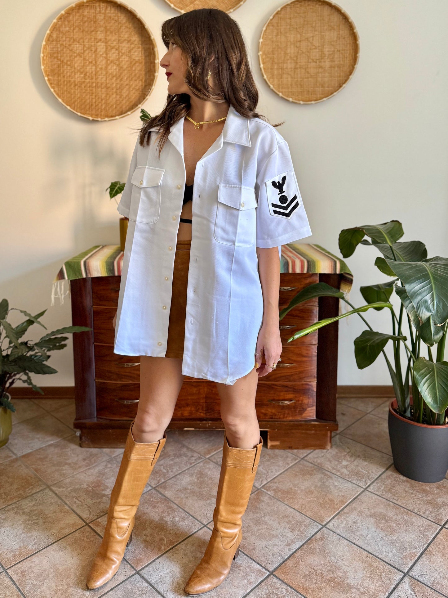 1970’s vintage white authentic US navy uniform shirt.