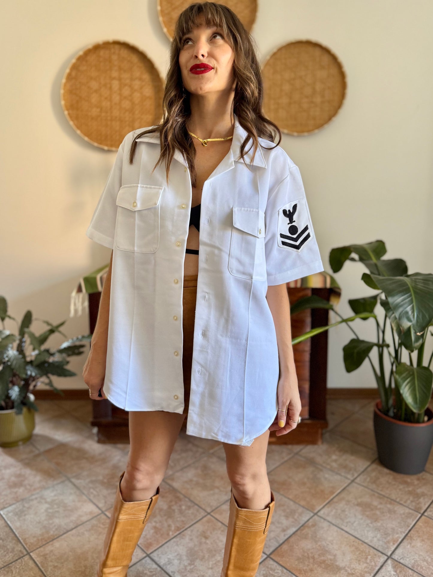 1970’s vintage white authentic US navy uniform shirt.