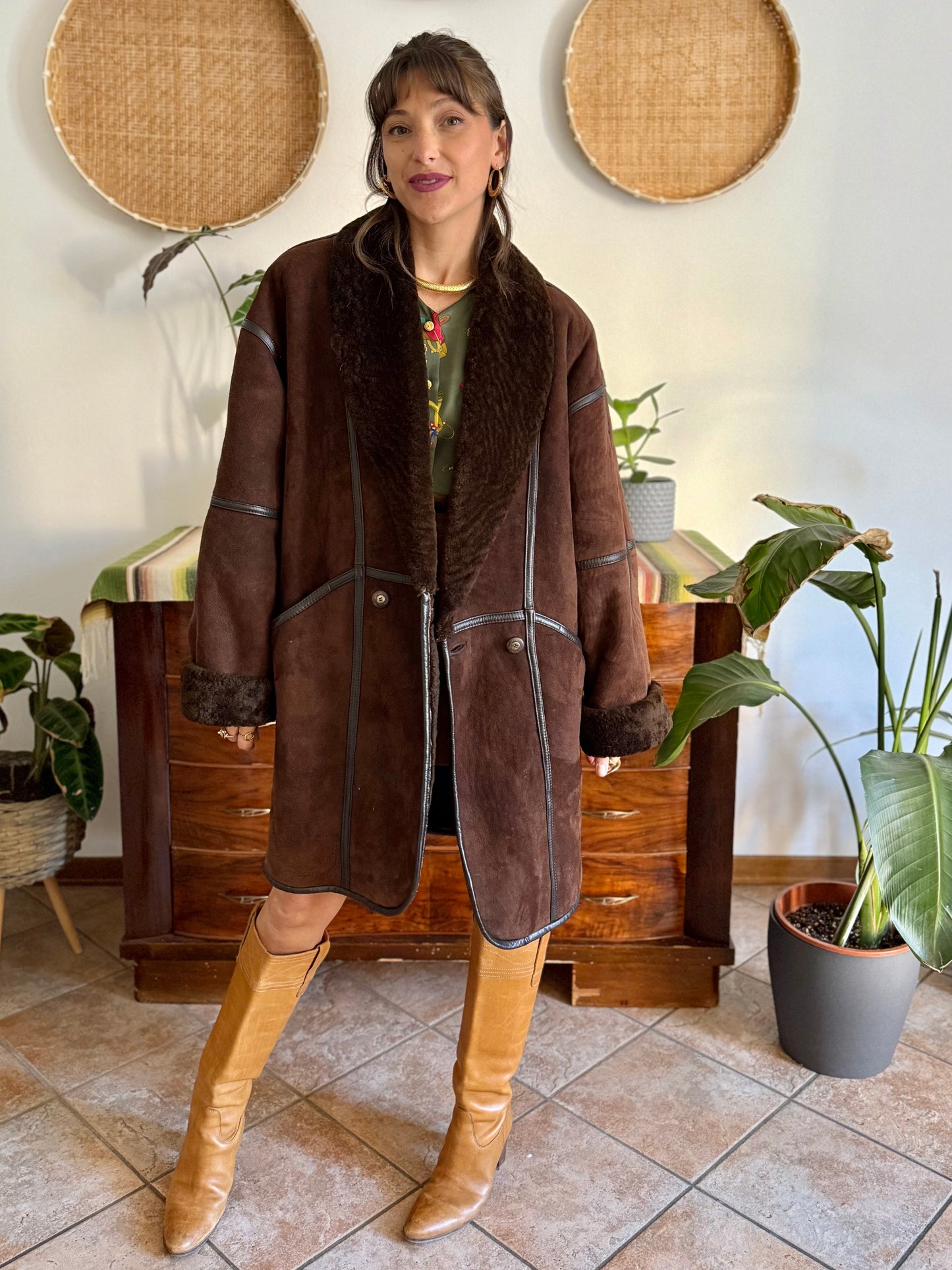 1970's vintage chocolate brown genuine shearling coat