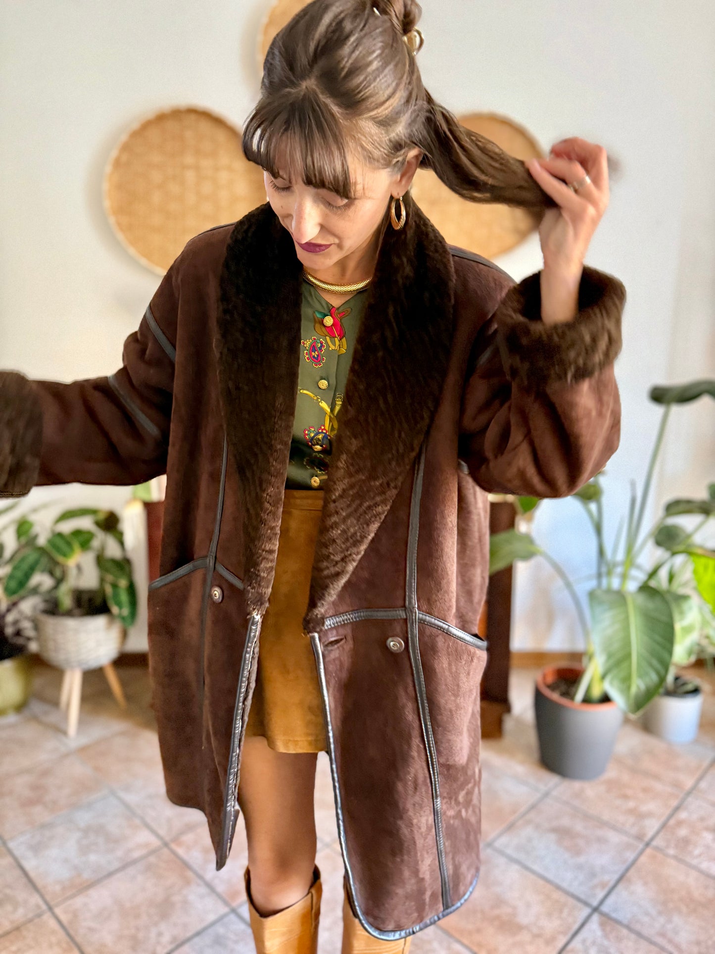 1970's vintage chocolate brown genuine shearling coat