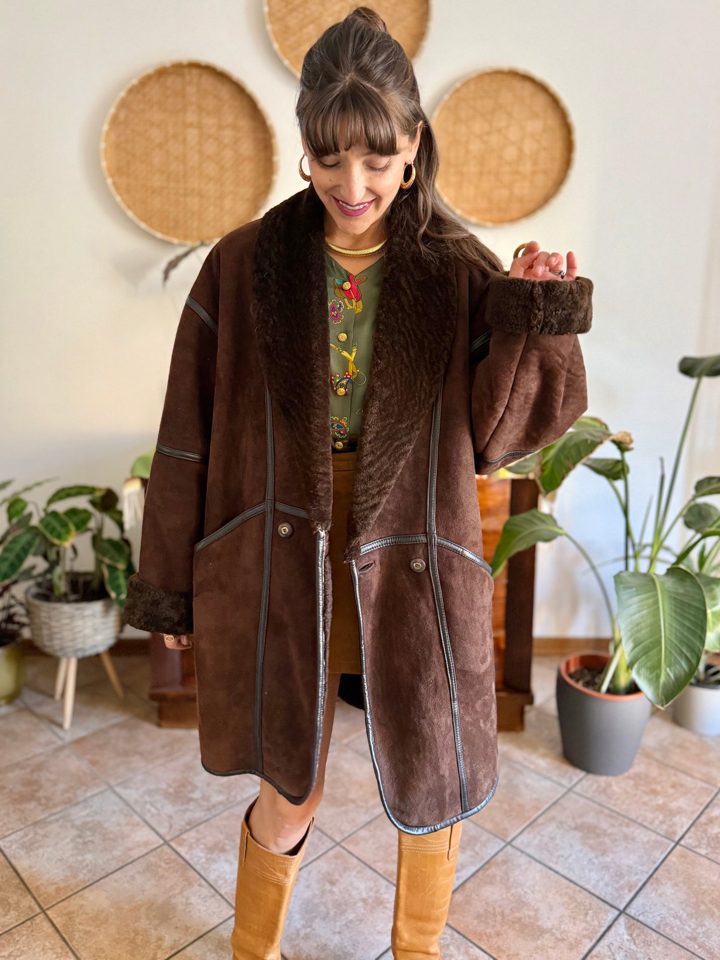 1970's vintage chocolate brown genuine shearling coat