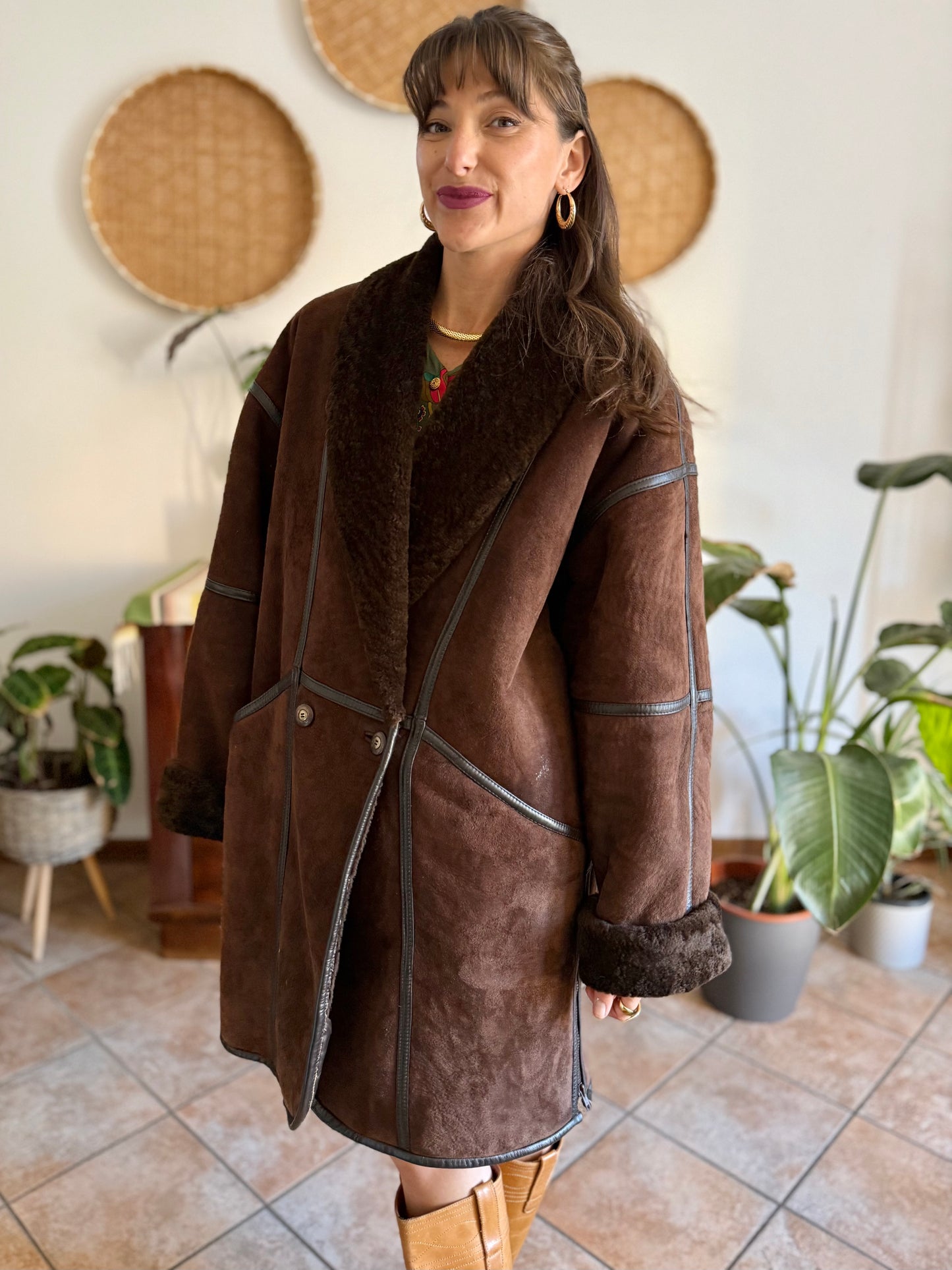 1970's vintage chocolate brown genuine shearling coat