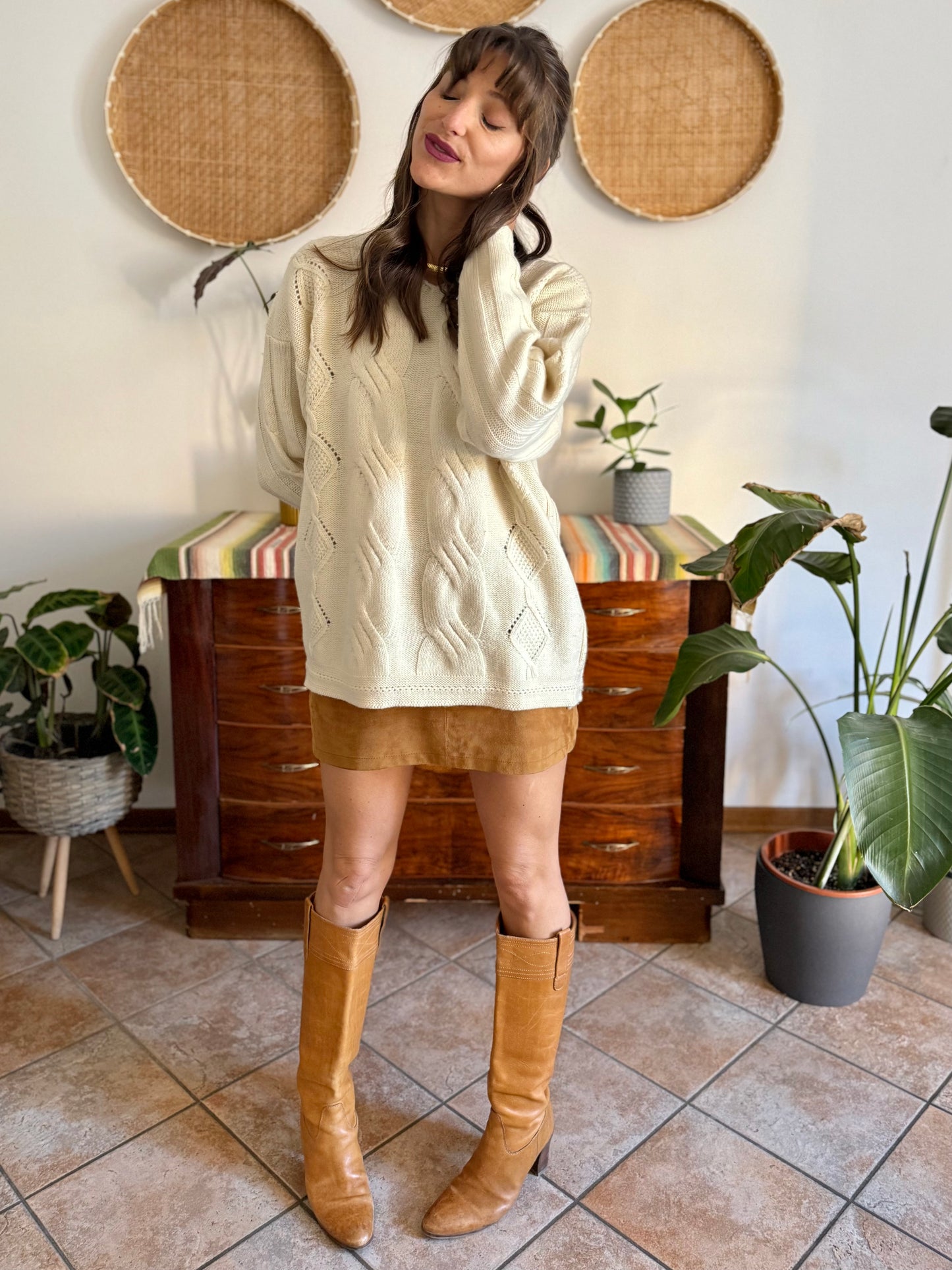 1970's vintage cream chunky cable knit pullover