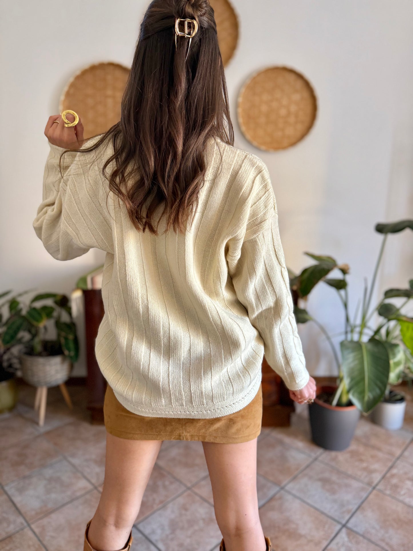 1970's vintage cream chunky cable knit pullover