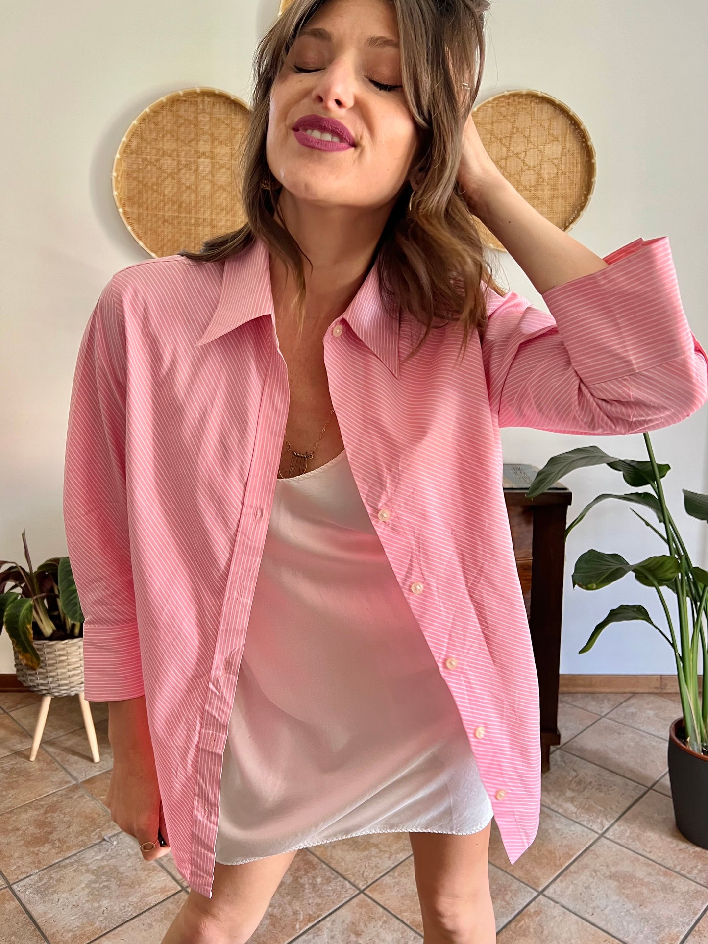 Y2k vintage pink and white diagonal stripe shirt