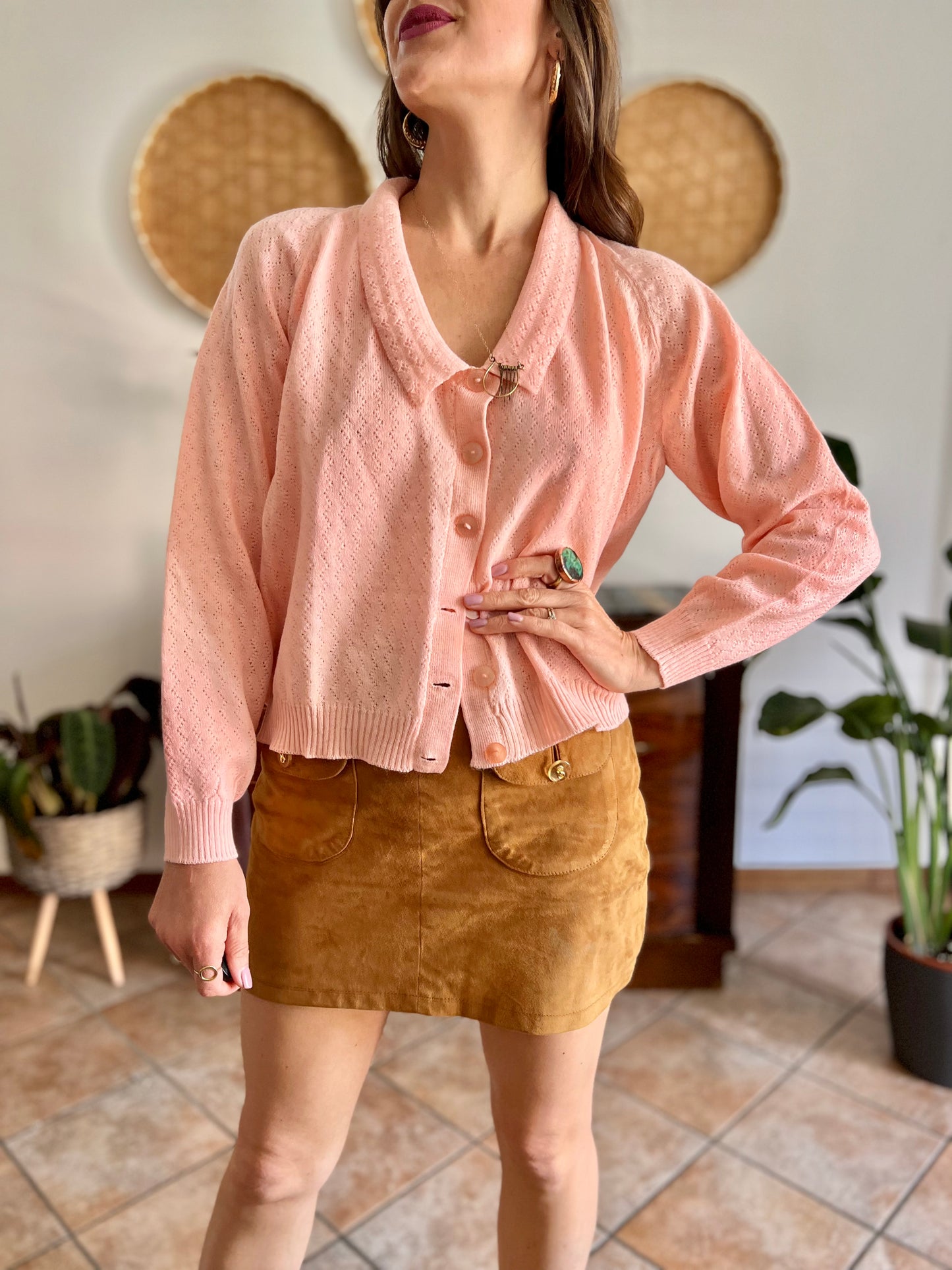 1960's vintage pinky peach chevron knit wool cardigan with pink translucent buttons and Peter Pan collar