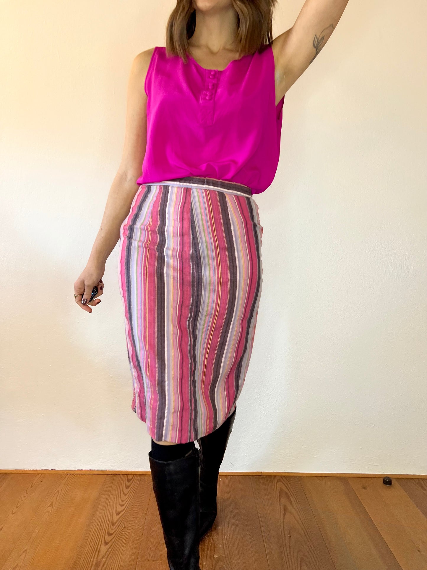 Gonna midi vintage anni '70 a righe verticali e a zig zag arcobaleno
