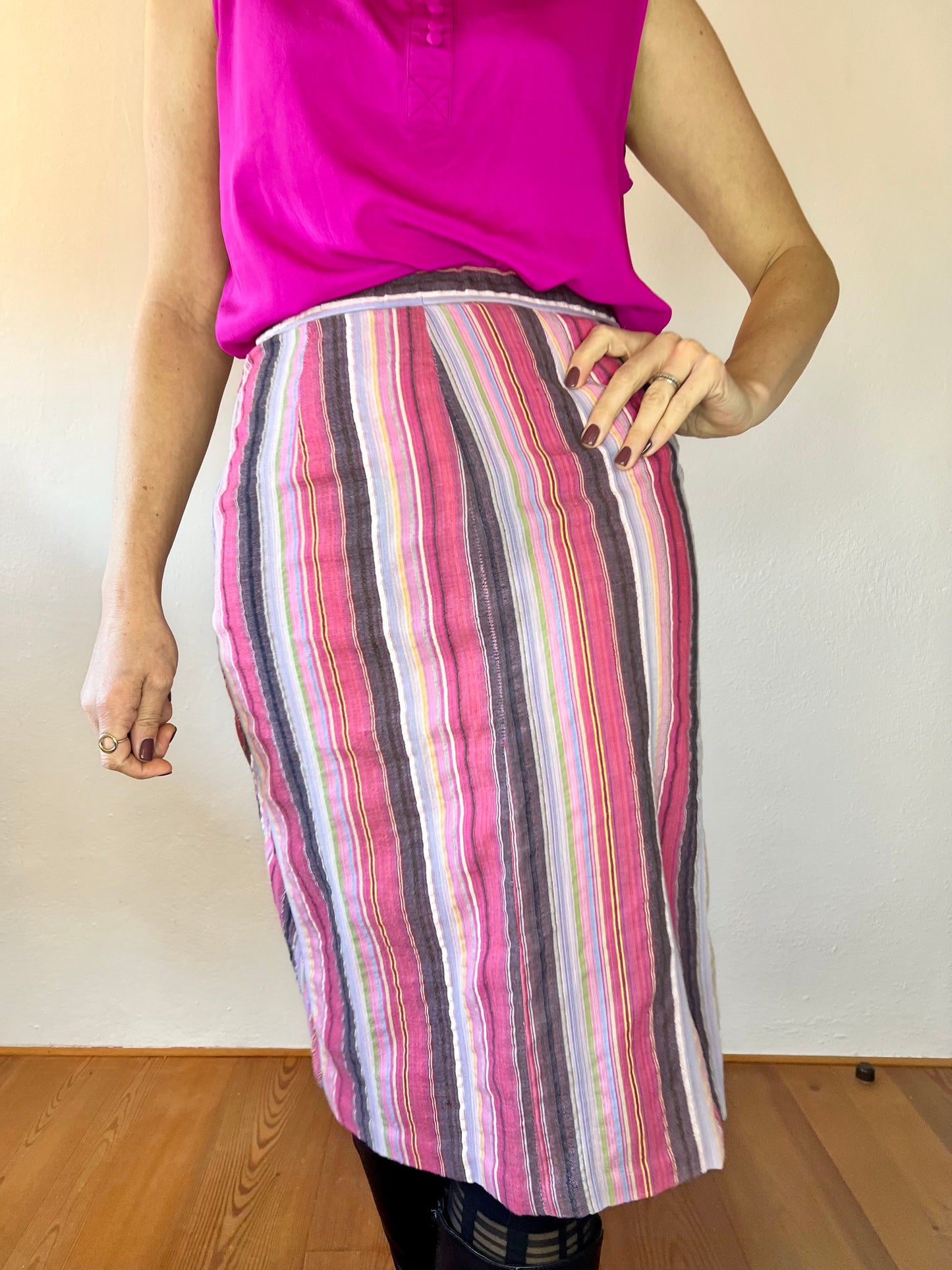 Gonna midi vintage anni '70 a righe verticali e a zig zag arcobaleno