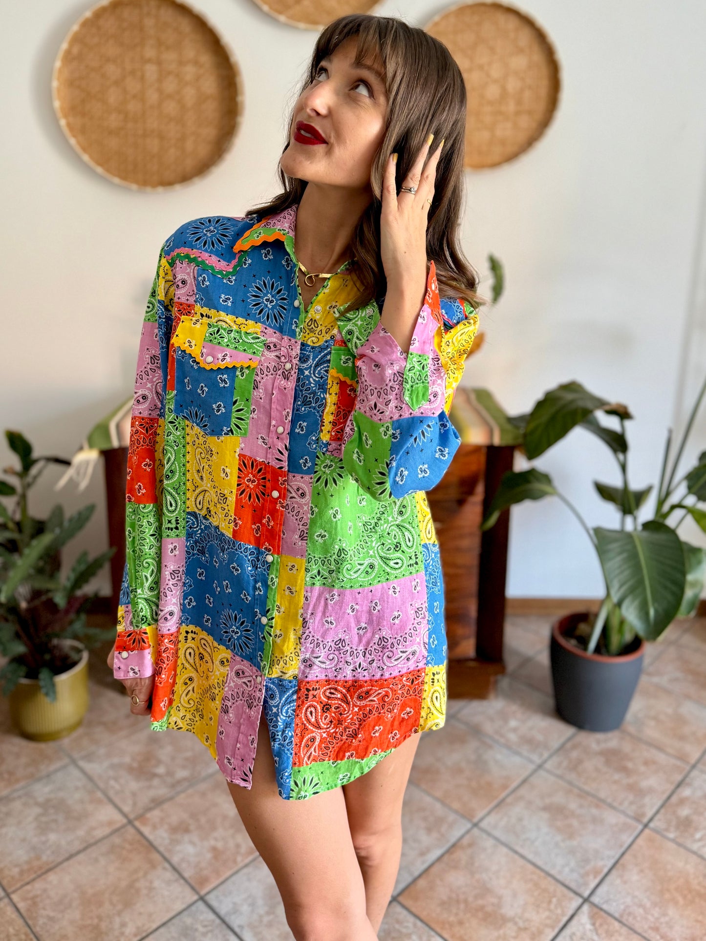 Multicolor patchwork handkerchief pearl snap linen shirt