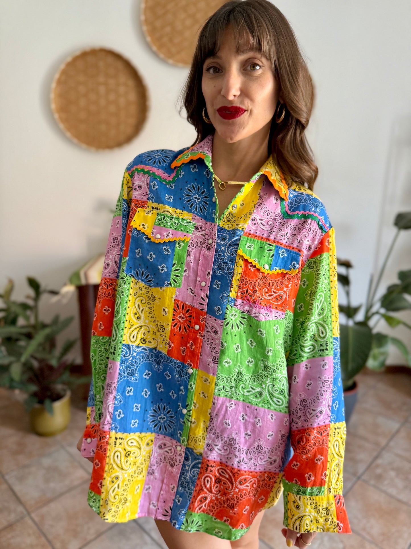 Multicolor patchwork handkerchief pearl snap linen shirt