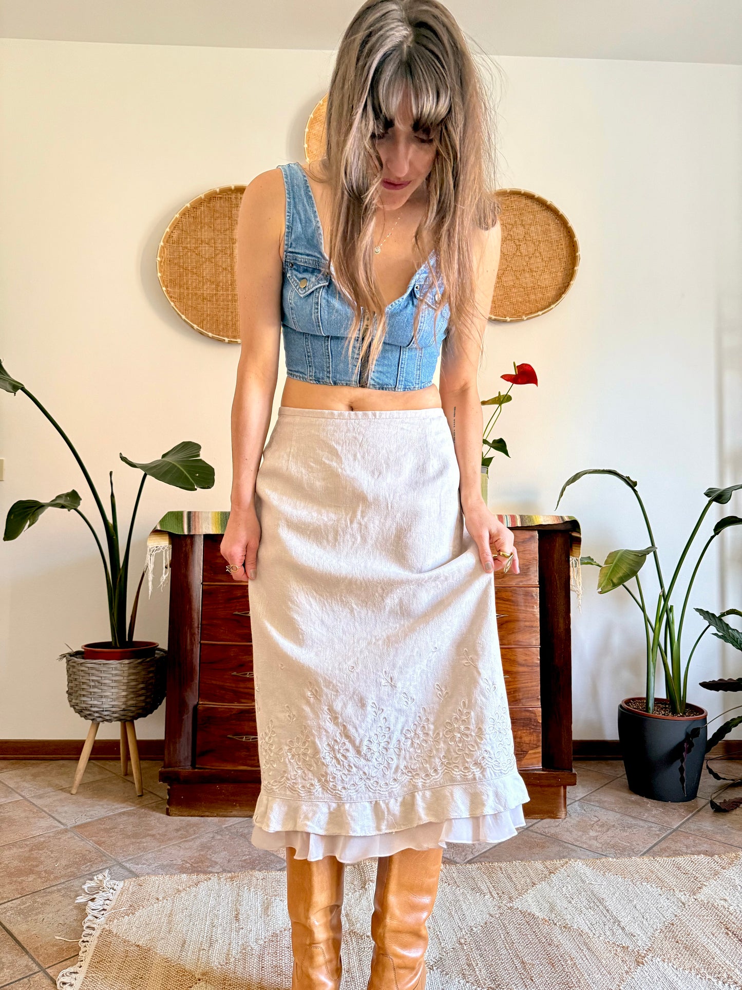 1990's vintage floral weave beige linen midi skirt with floral embroidery