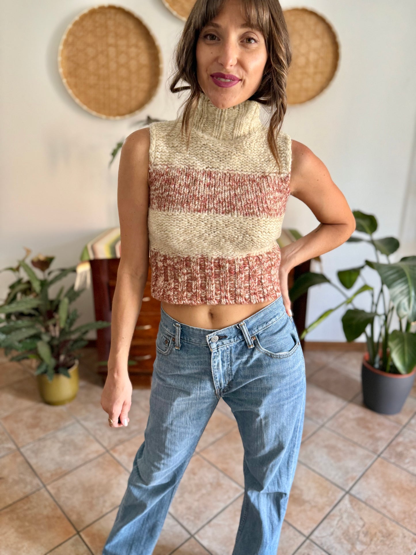 Y2k vintage cream and burgundy stripe knit cropped knit turtleneck