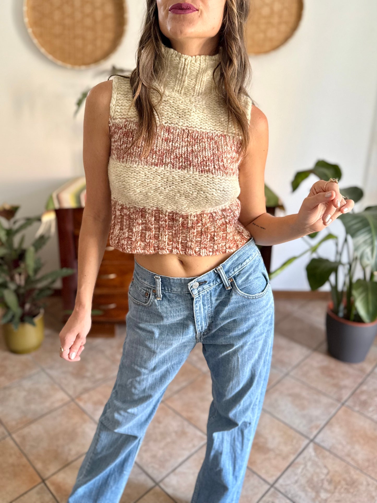 Y2k vintage cream and burgundy stripe knit cropped knit turtleneck