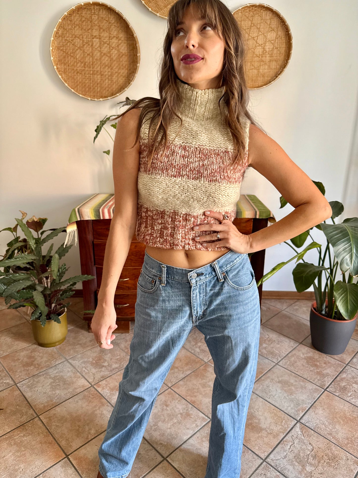 Y2k vintage cream and burgundy stripe knit cropped knit turtleneck