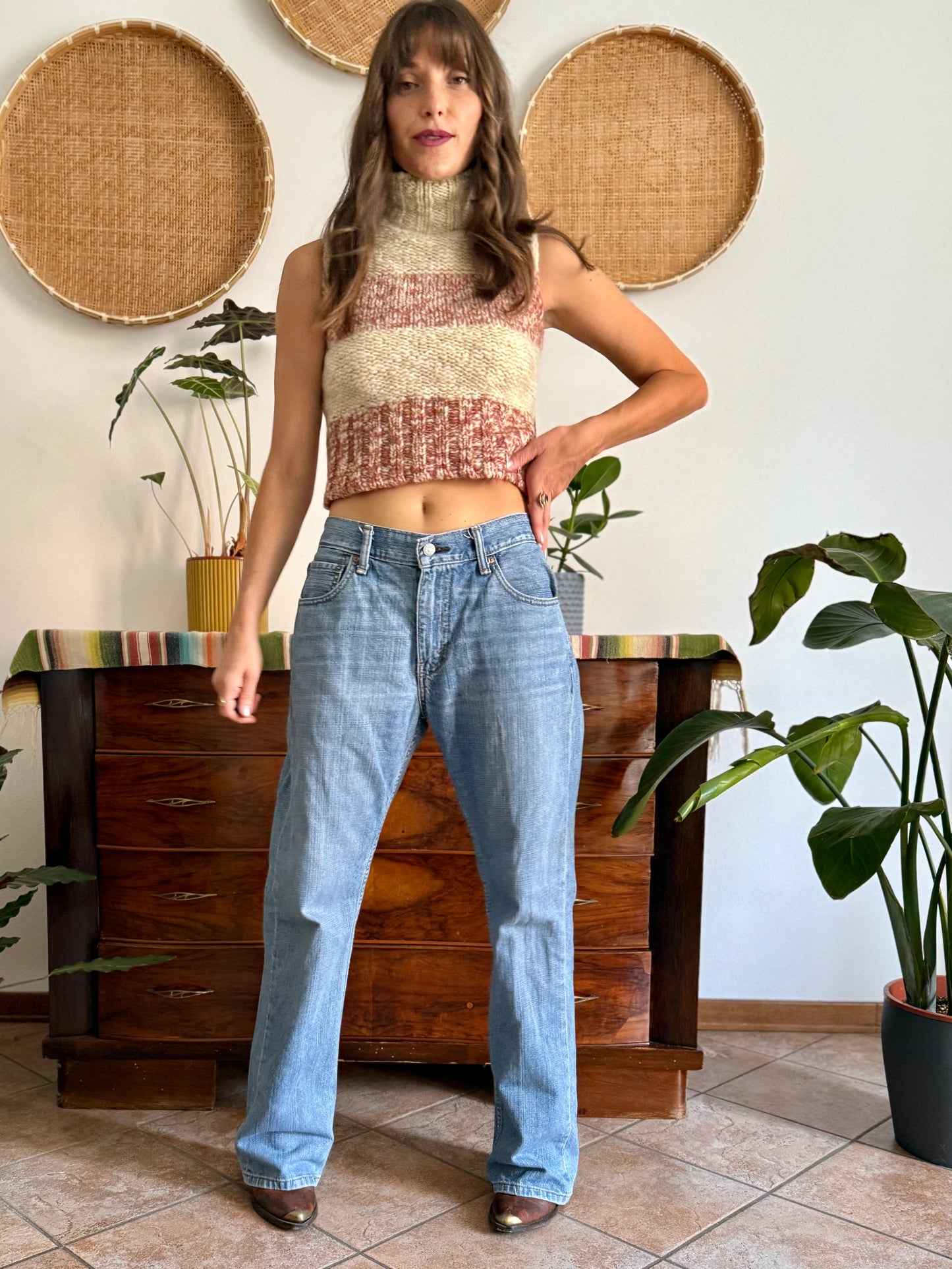 1990's vintage light wash Levi's 527 jeans