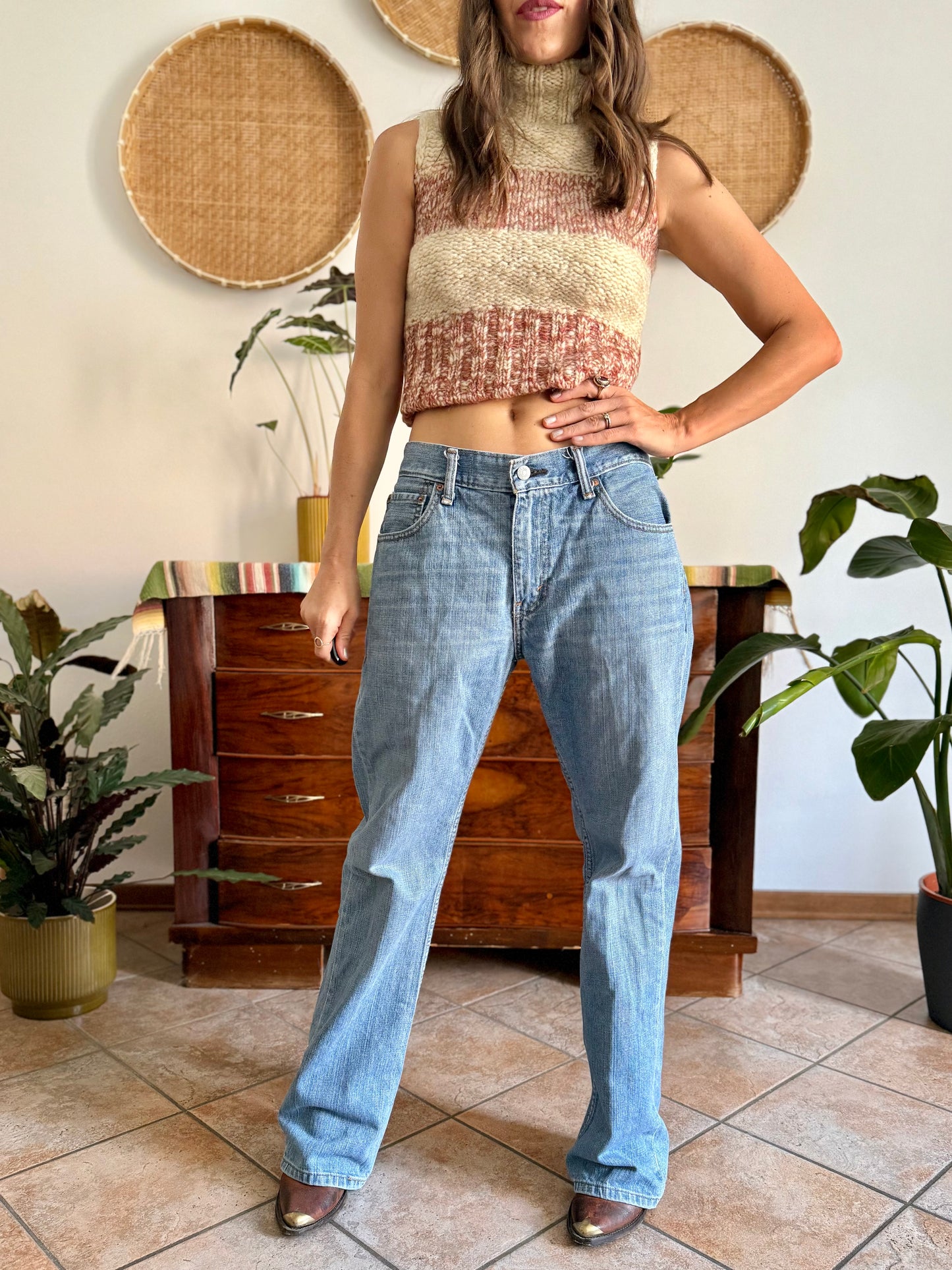 1990's vintage light wash Levi's 527 jeans