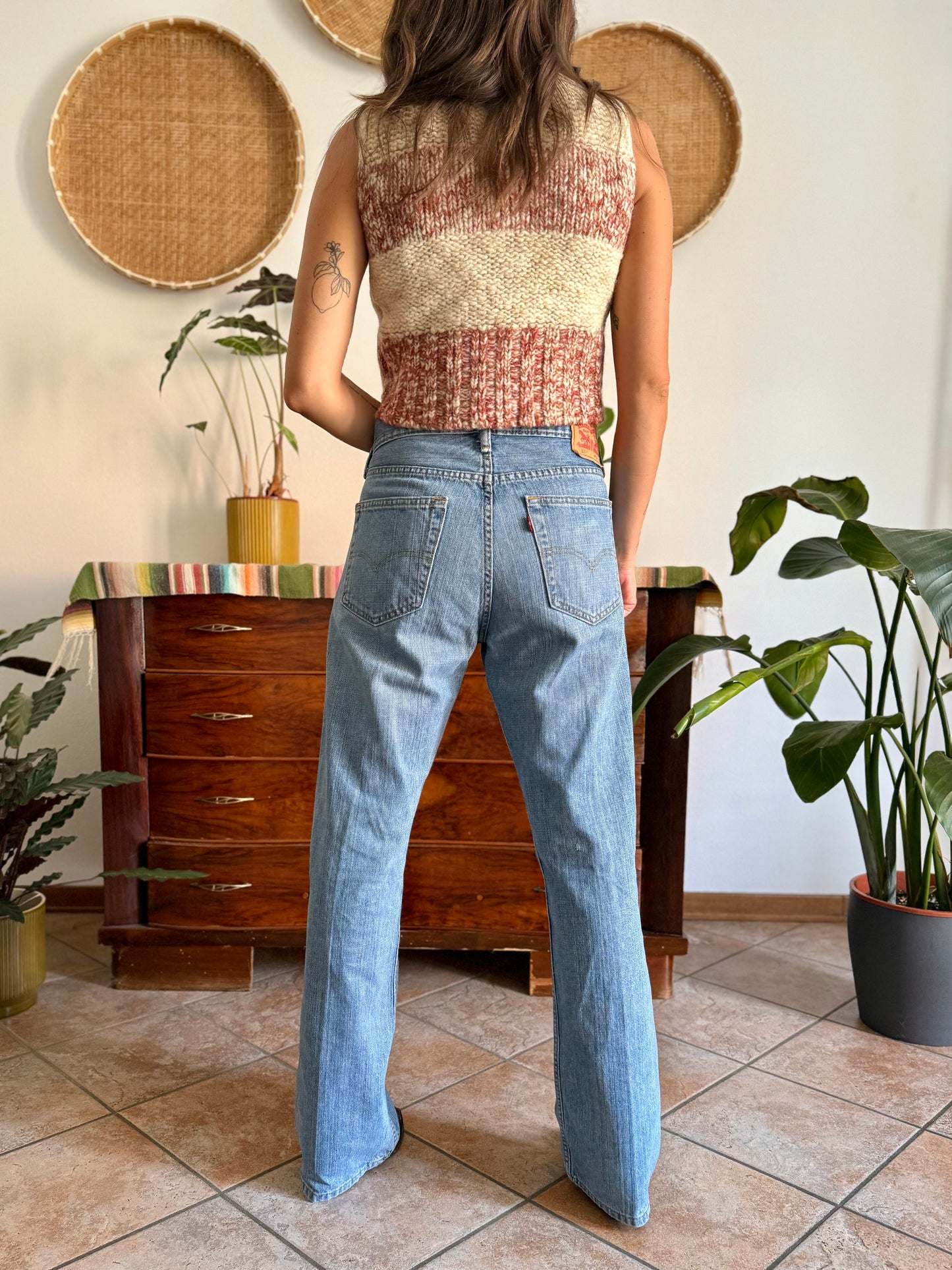 1990's vintage light wash Levi's 527 jeans