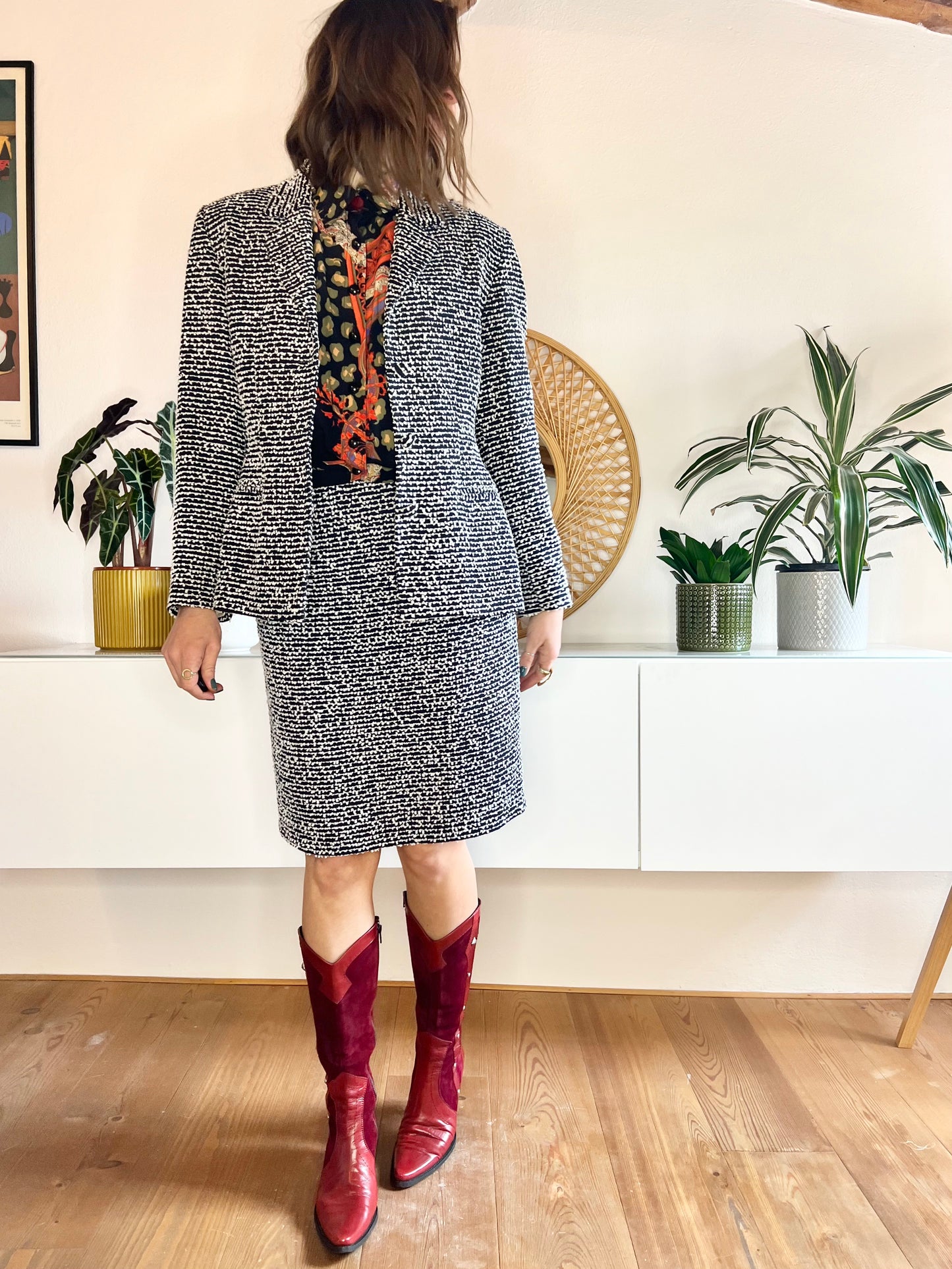 Blazer vintage anni '90 in misto lana bouclé blu navy e bianco