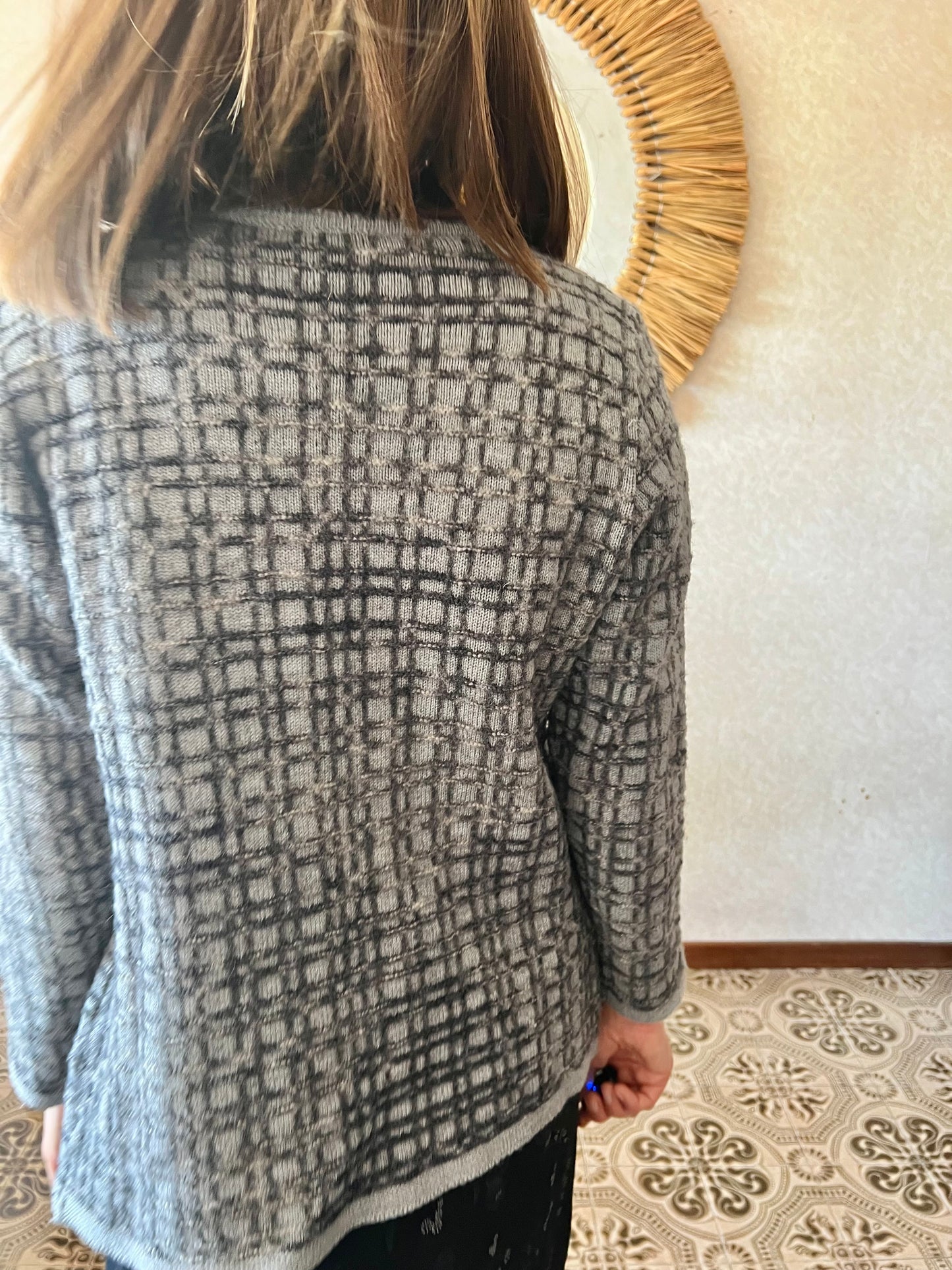 Cardigan lavorato a maglia geometrico grigio multi tono vintage anni '70