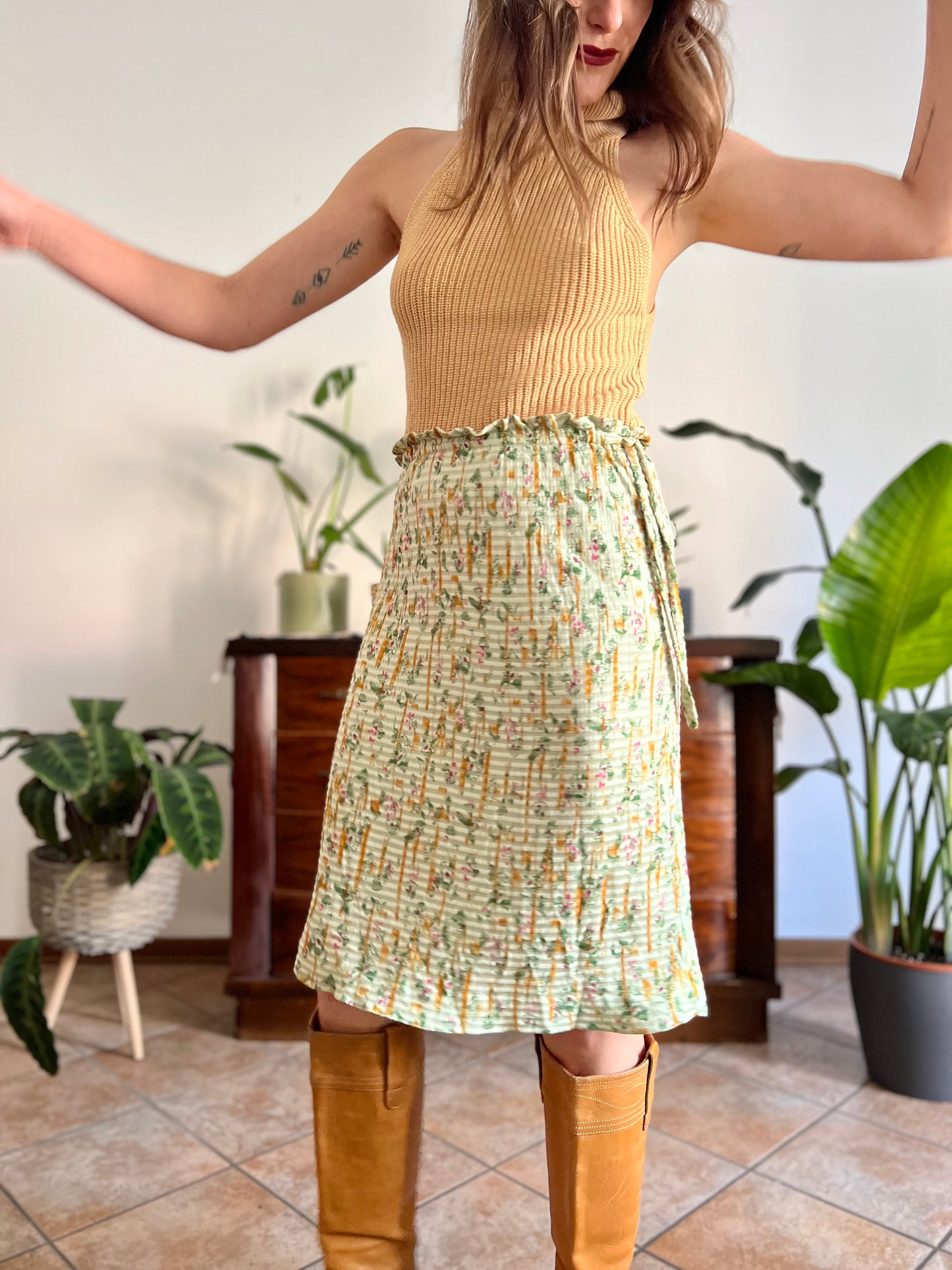 1970's vintage mint green knit floral midi skirt with pink and yellow floral pattern